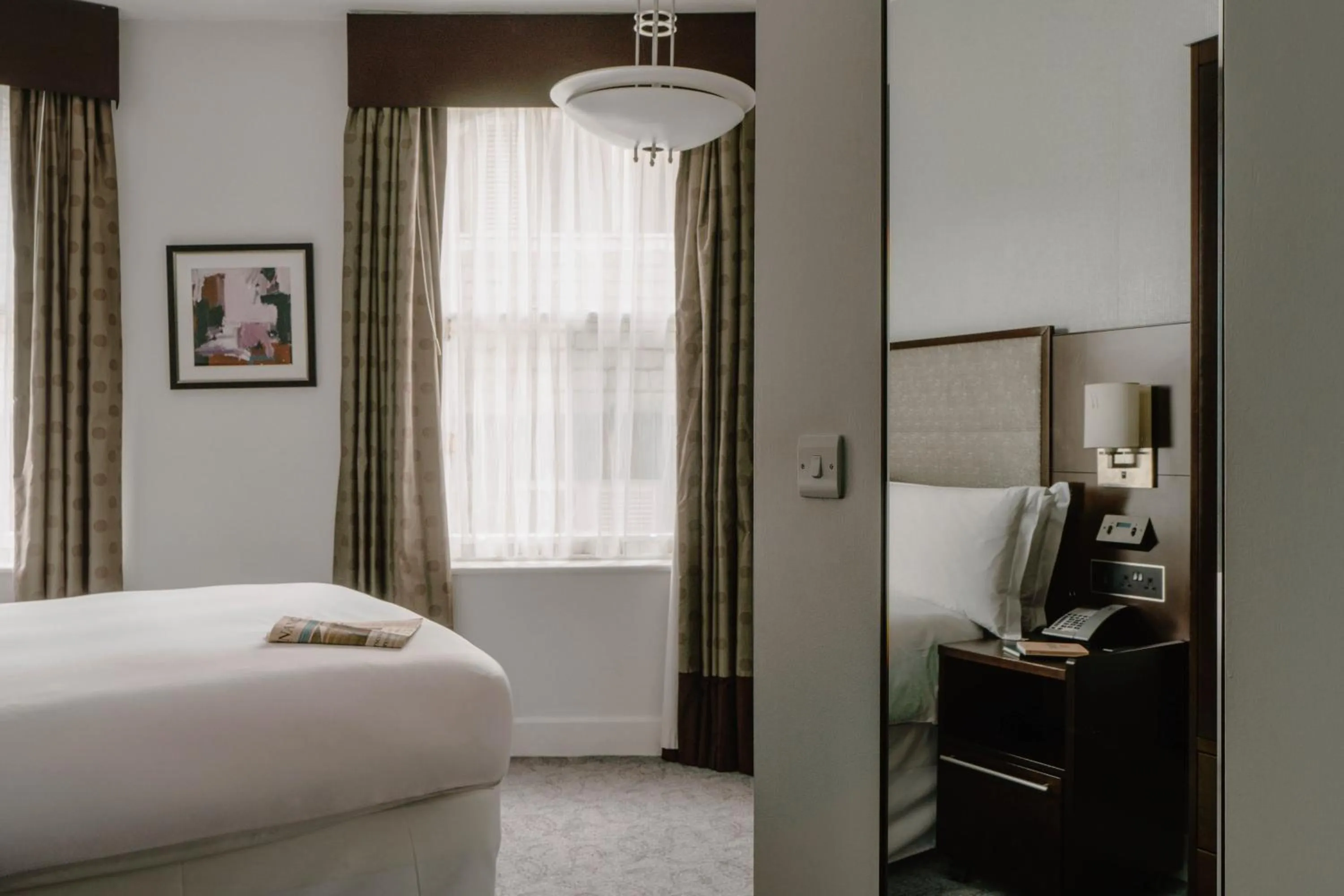 Bedroom, Bed in The Grand at Trafalgar Square