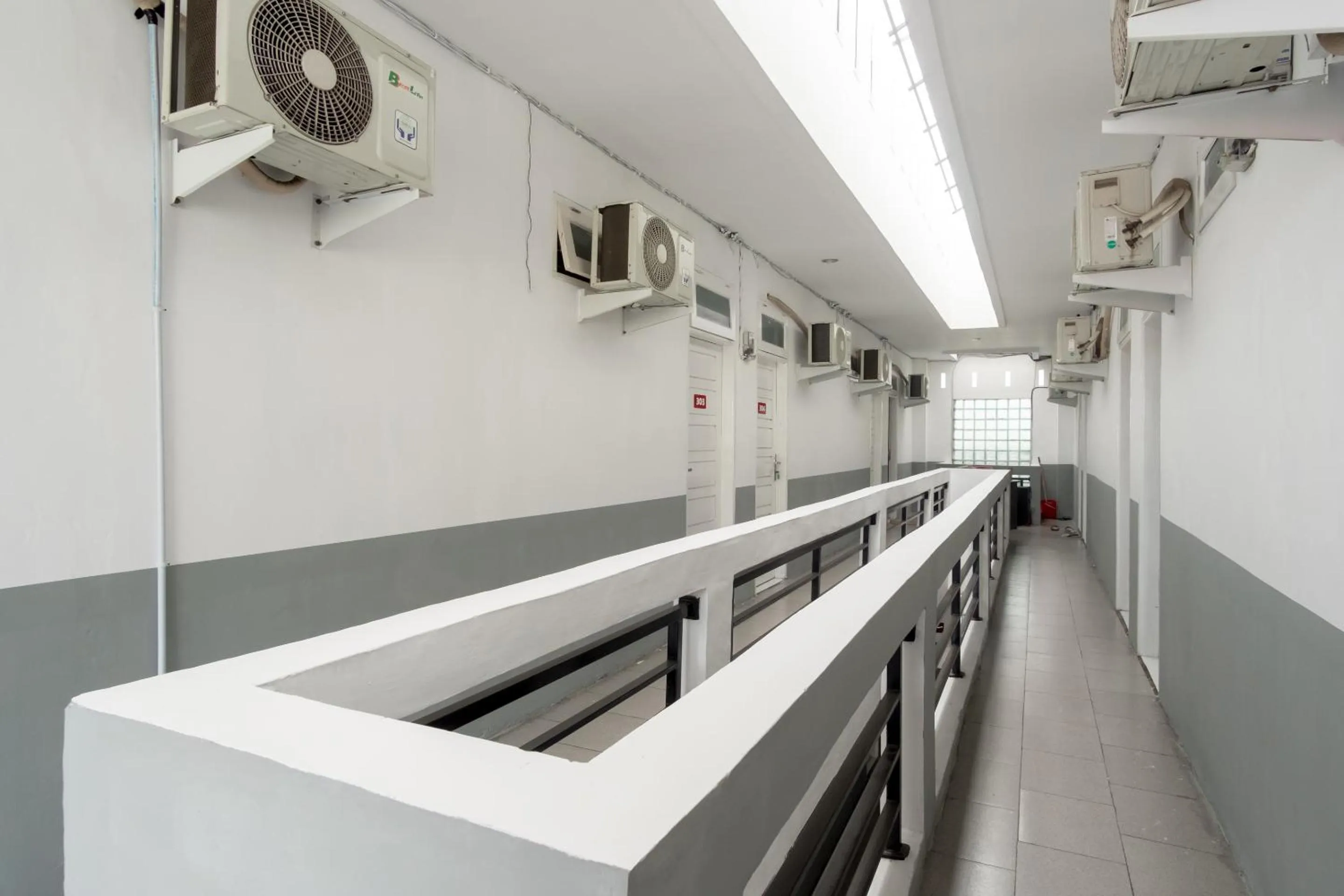 Floor plan, Balcony/Terrace in OYO 447 Hutasimo Residence