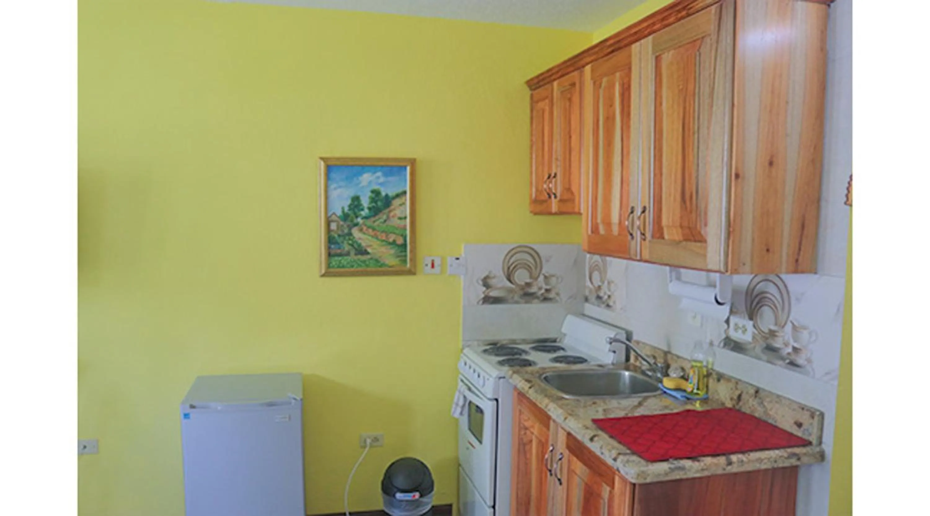 Kitchen or kitchenette in Conch Shell Beach Studio @ Sandcastles