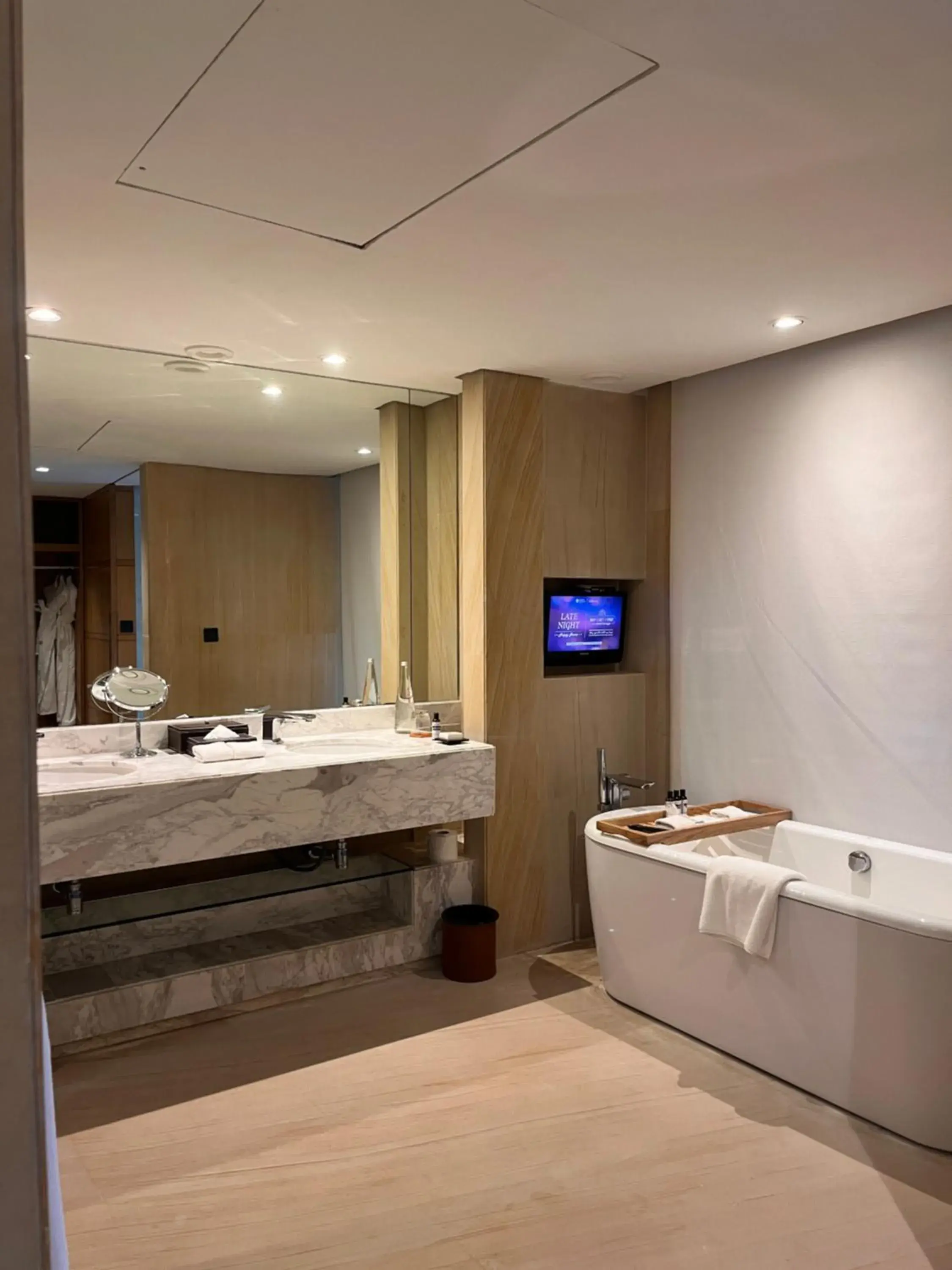 Diplomat Suite in Hyatt Regency Chennai Diplomat Suite in Hyatt Regency Chennai