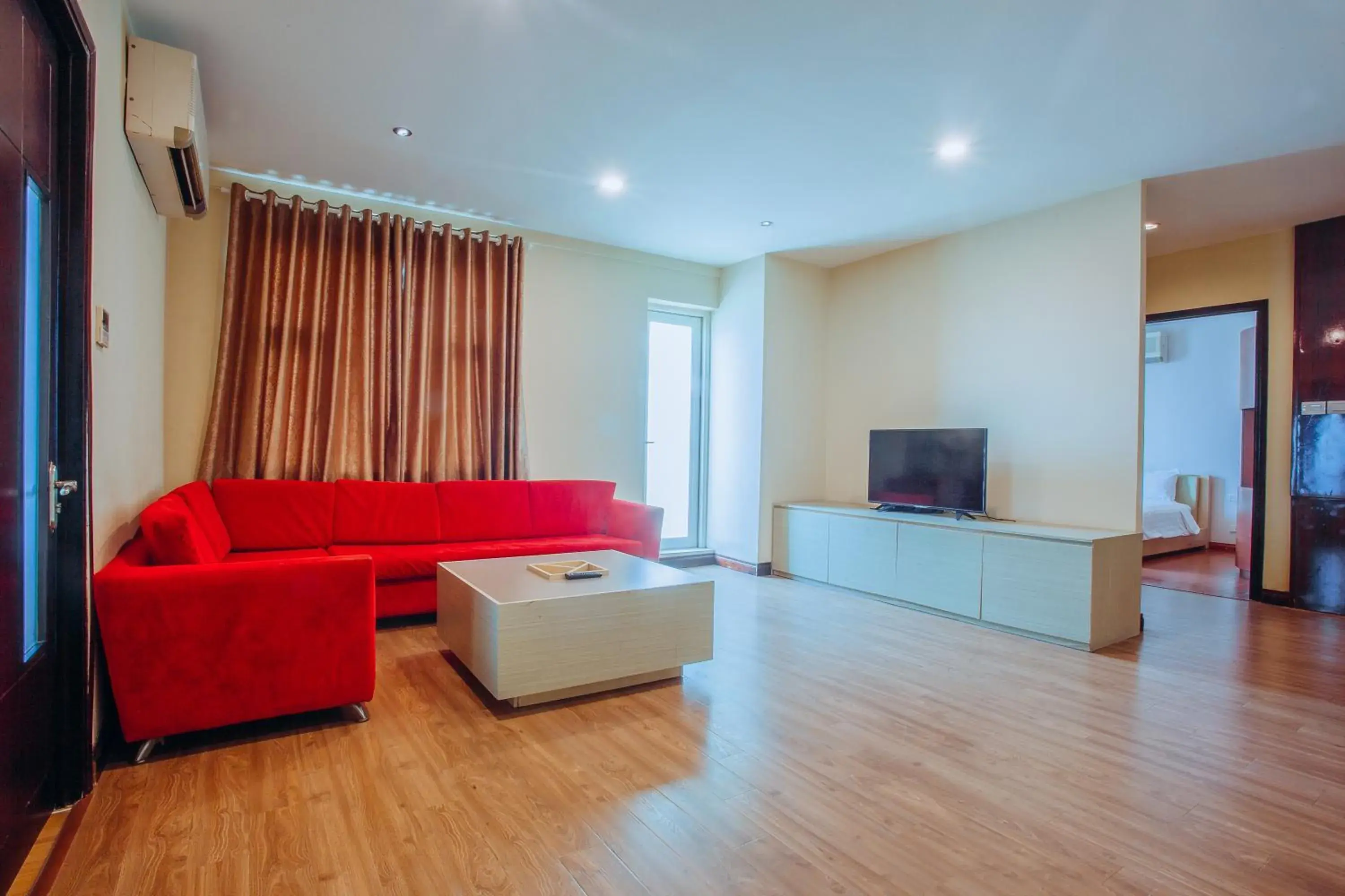 One-Bedroom Apartment in Vinh Trung Plaza Hotel One-Bedroom Apartment in Vinh Trung Plaza Hotel