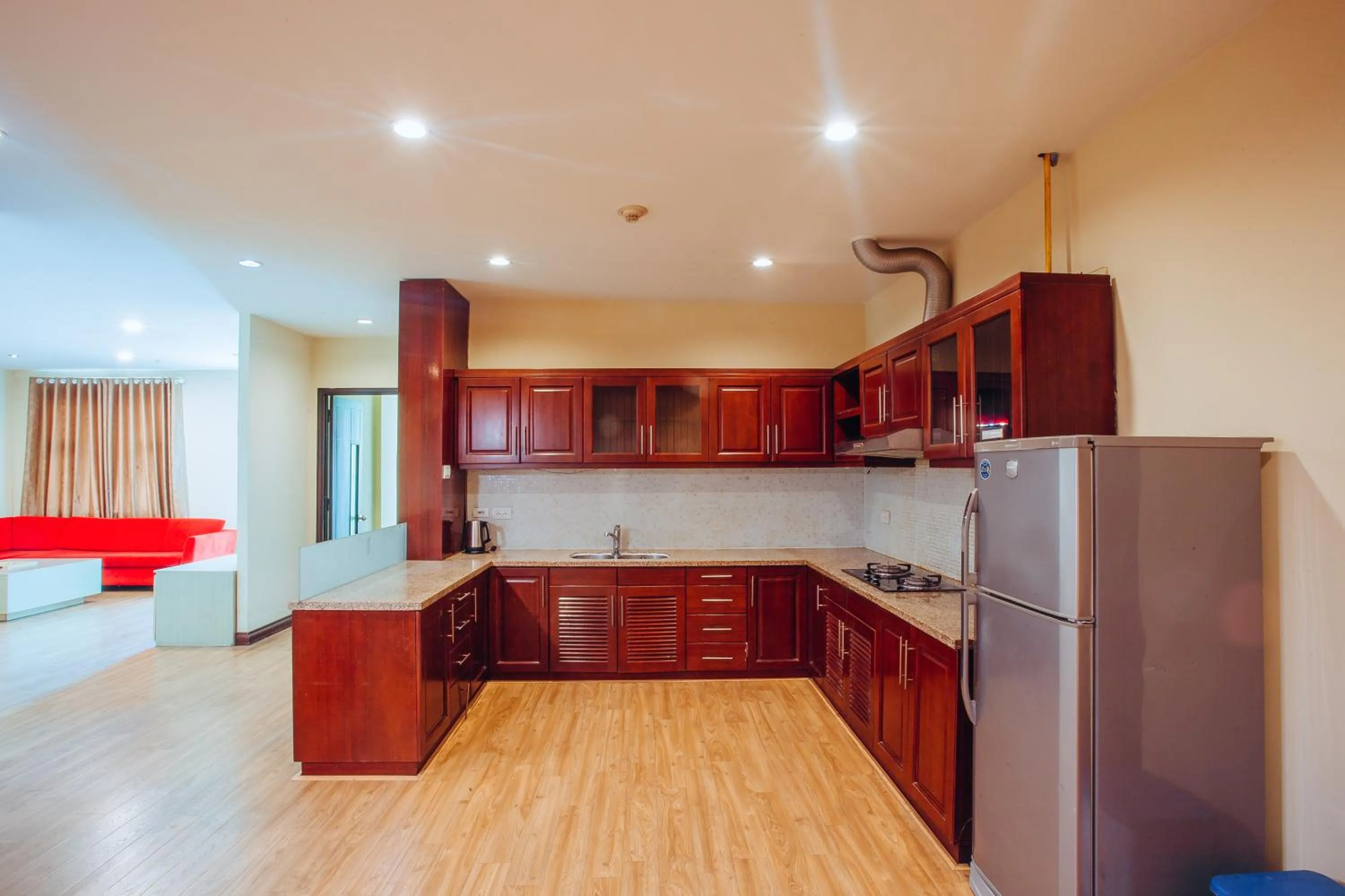 Kitchen or kitchenette in Vinh Trung Plaza Hotel