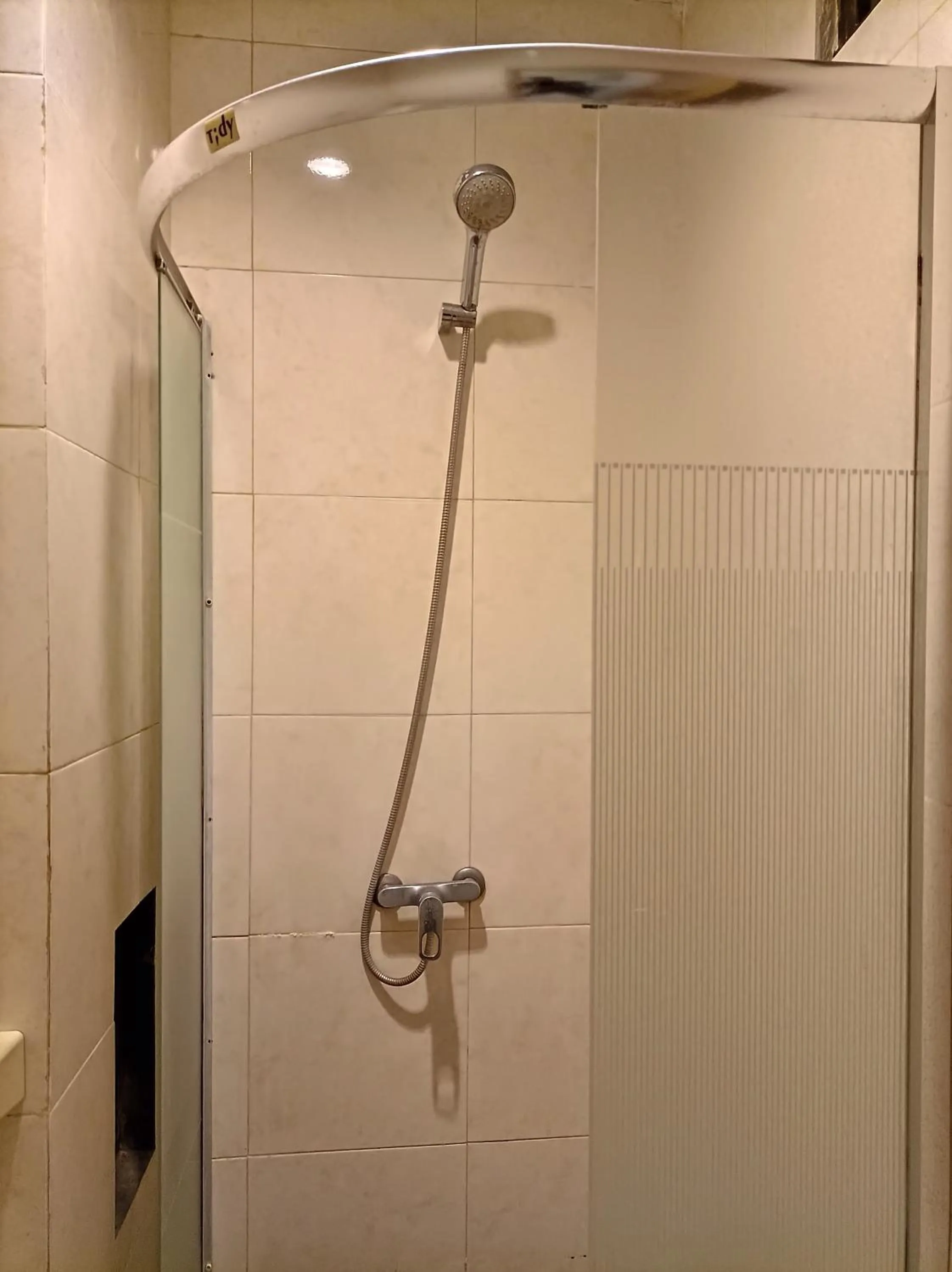 Shower in Sapta Petala Hotel