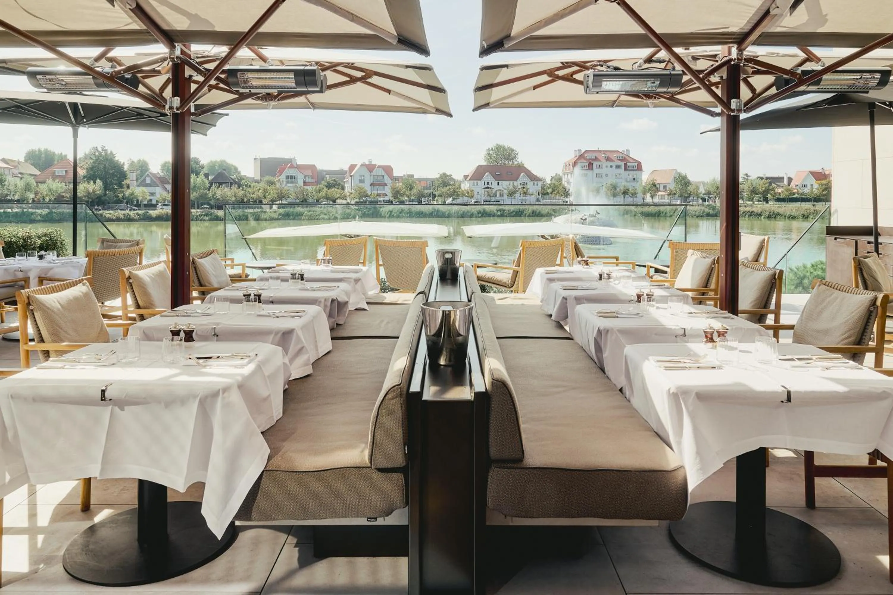 Restaurant/places to eat in La Réserve Resort