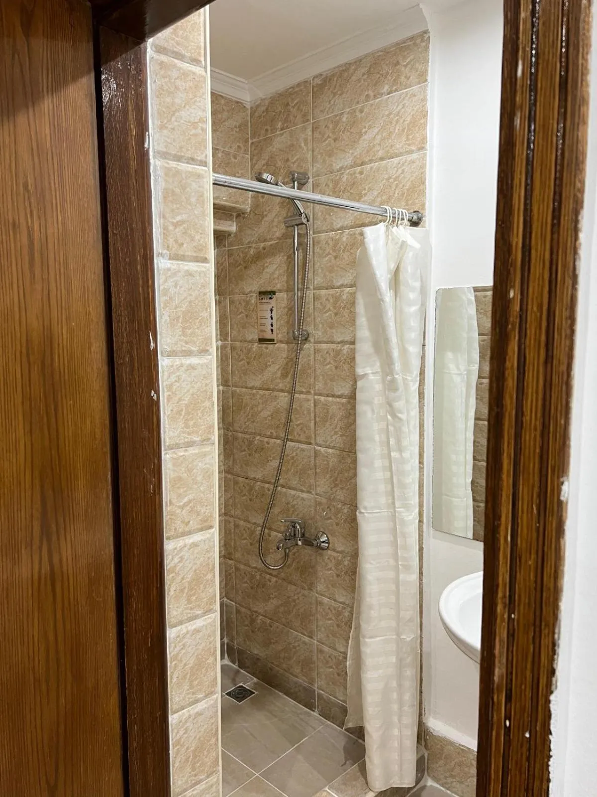 Shower in Lilly Rooms and Studio