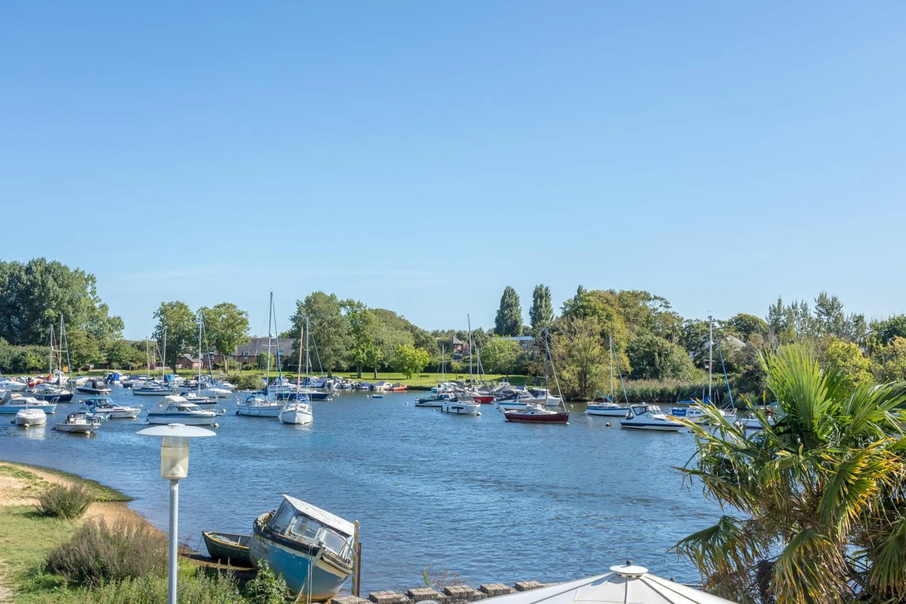 Captain's Club Hotel & Spa