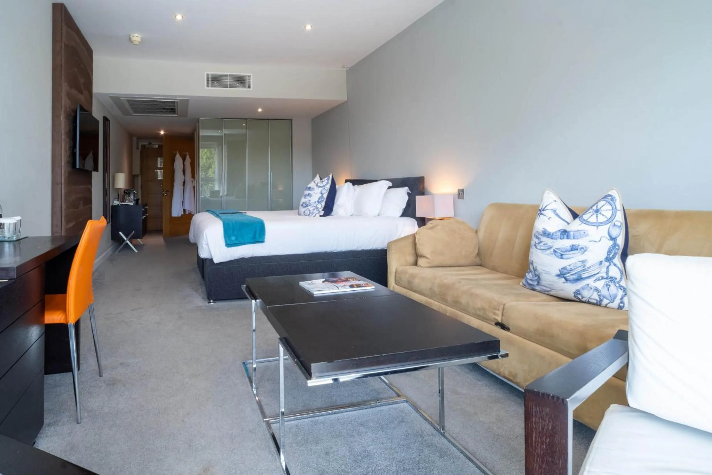 Bed in Captain's Club Hotel & Spa