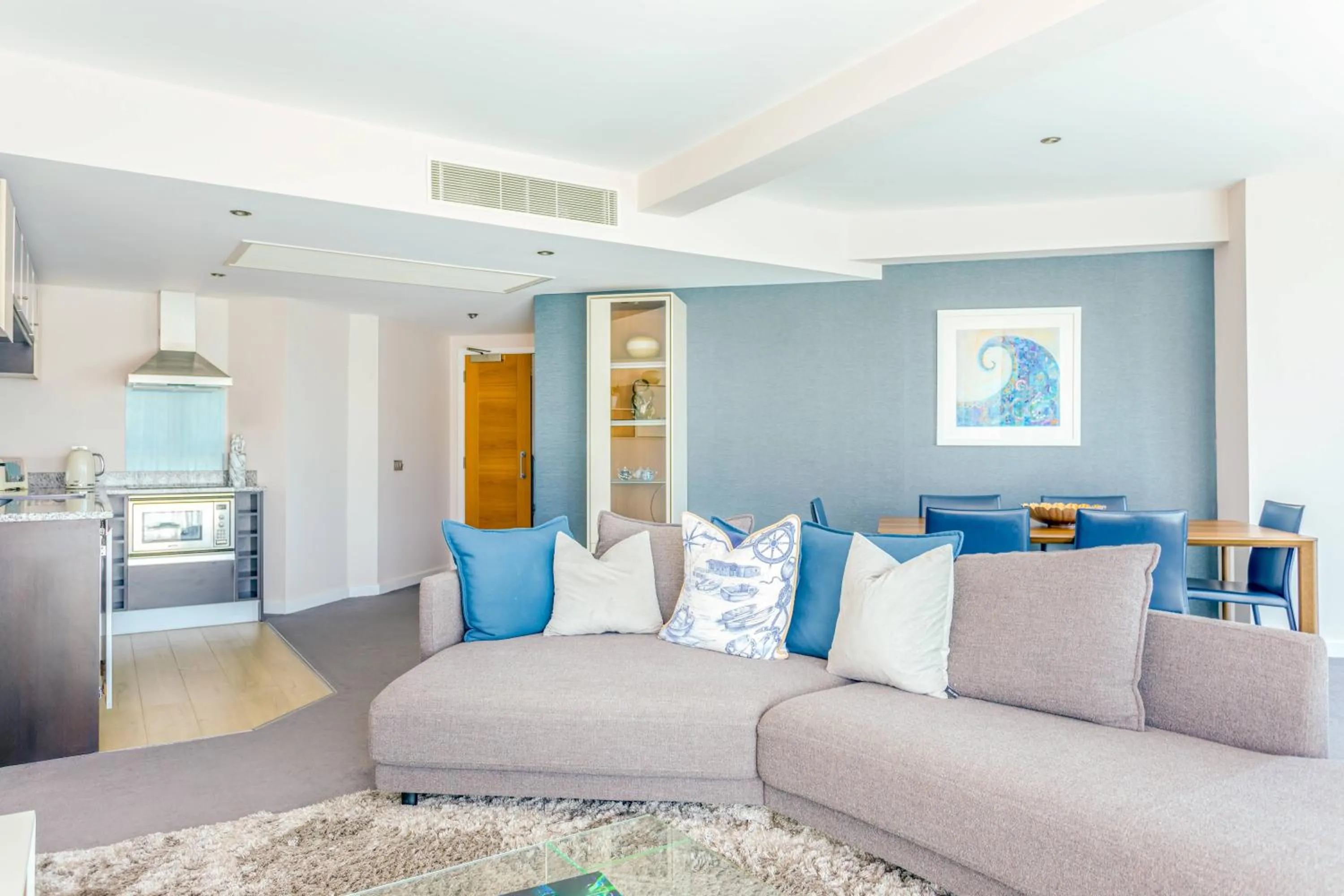 Captain's Club Hotel & Spa