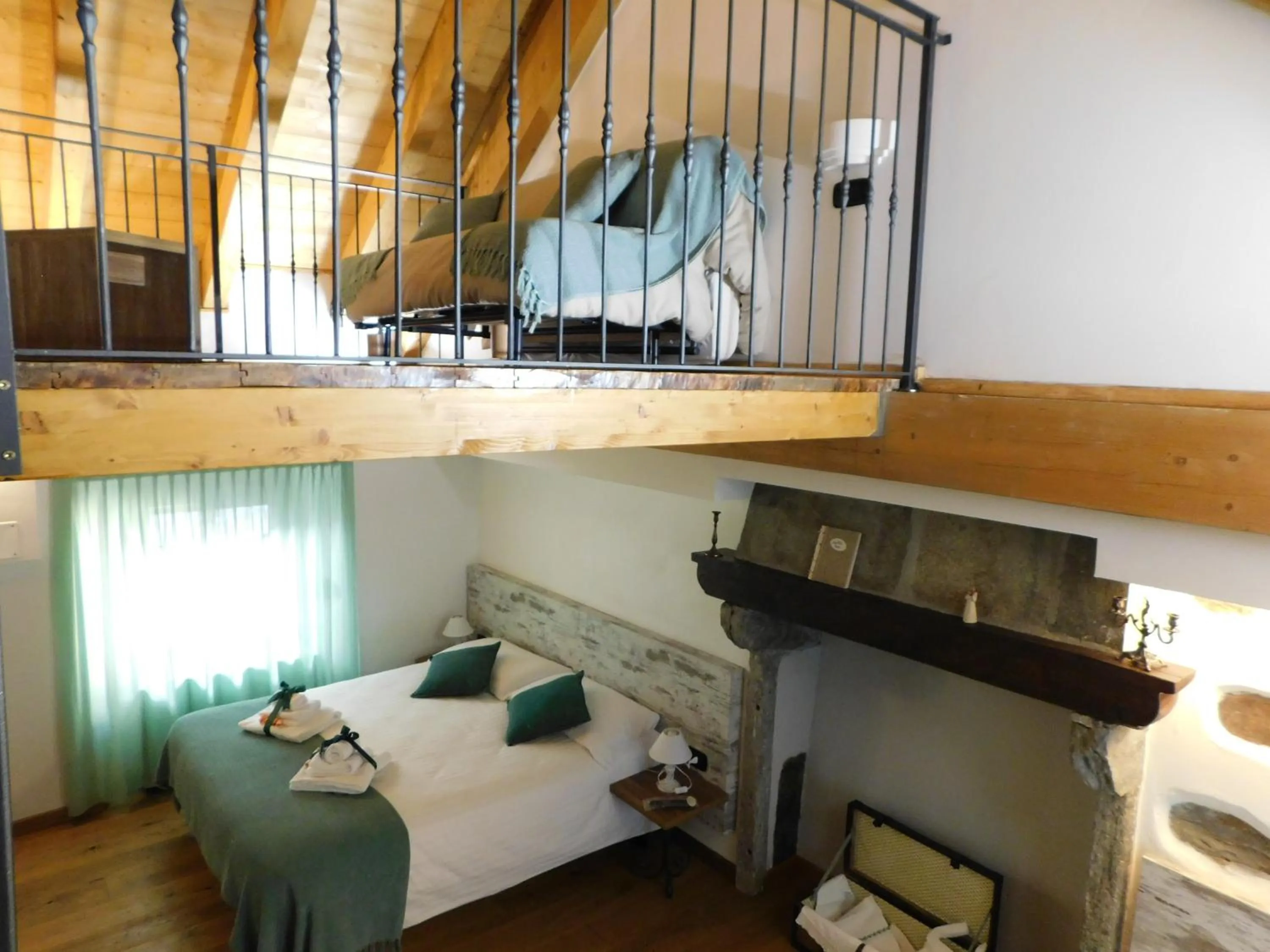 Bedroom, Bed in NicoMat Rooms