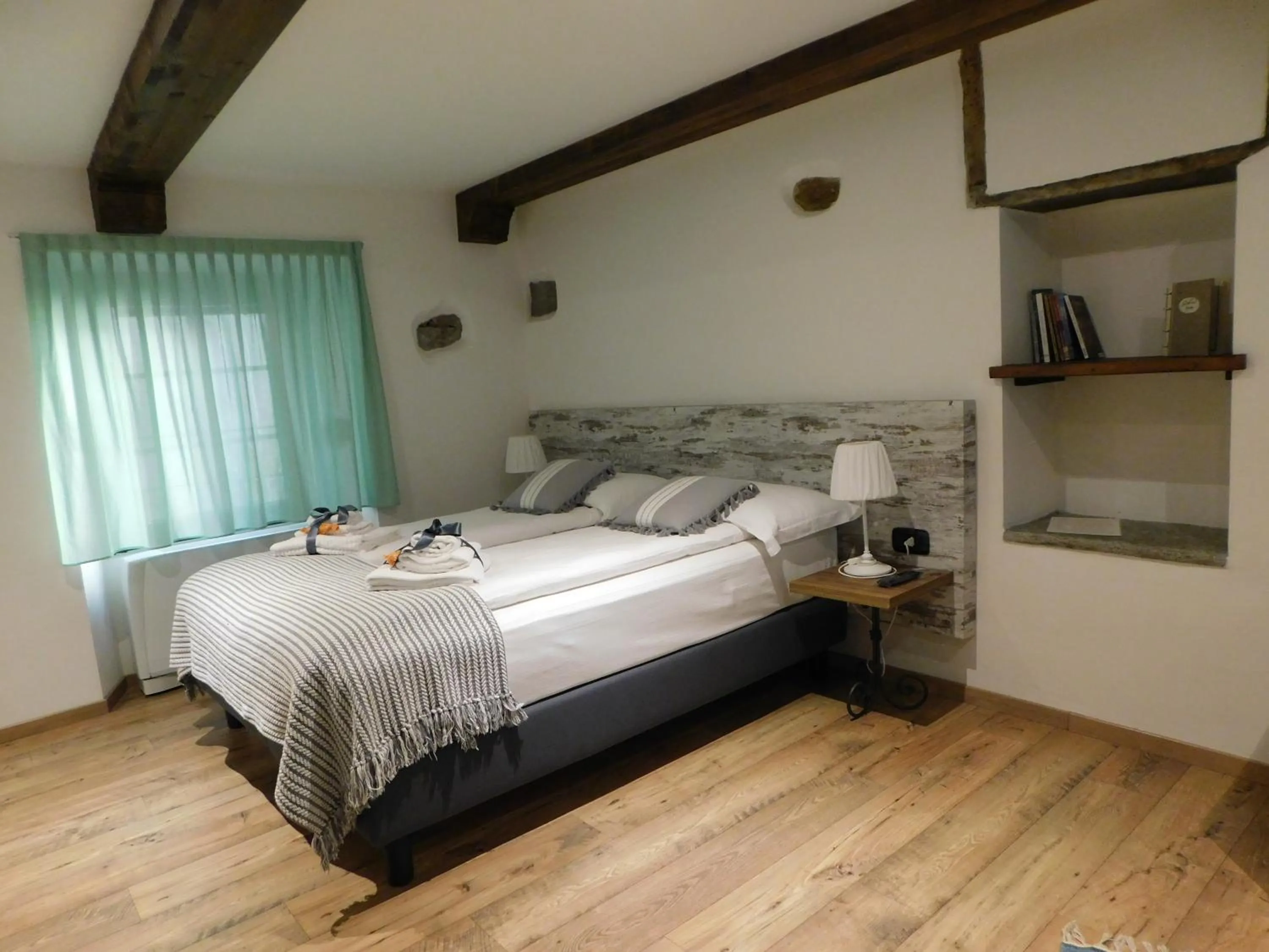 Bedroom, Bed in NicoMat Rooms