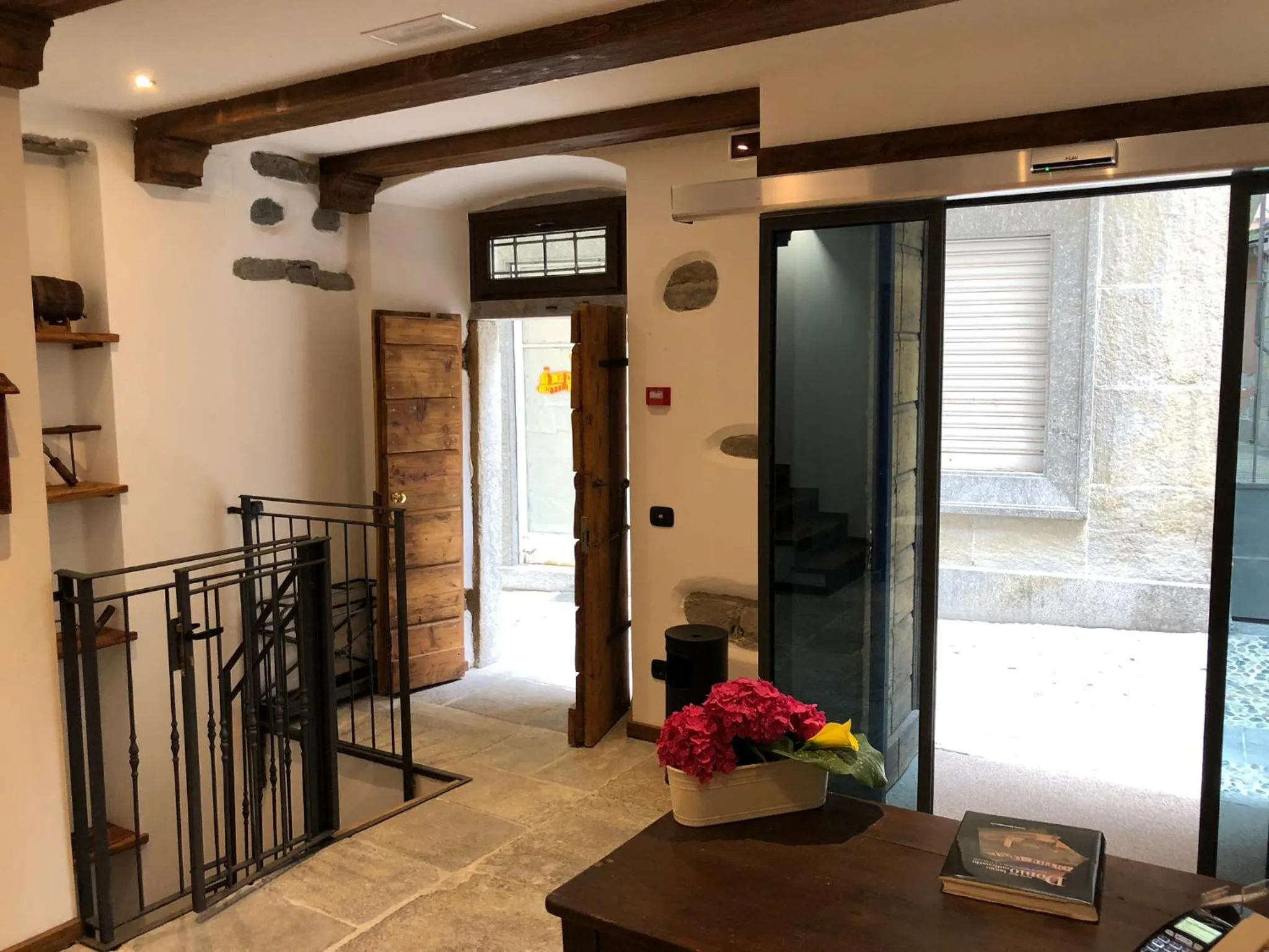 Property building in NicoMat Rooms