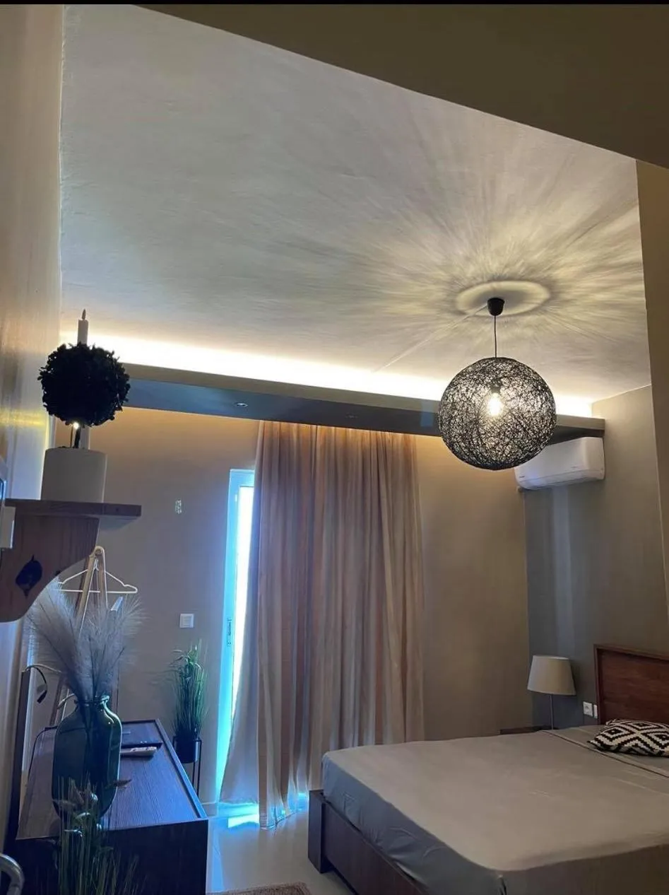 Delfini Beach Hotel & Suites