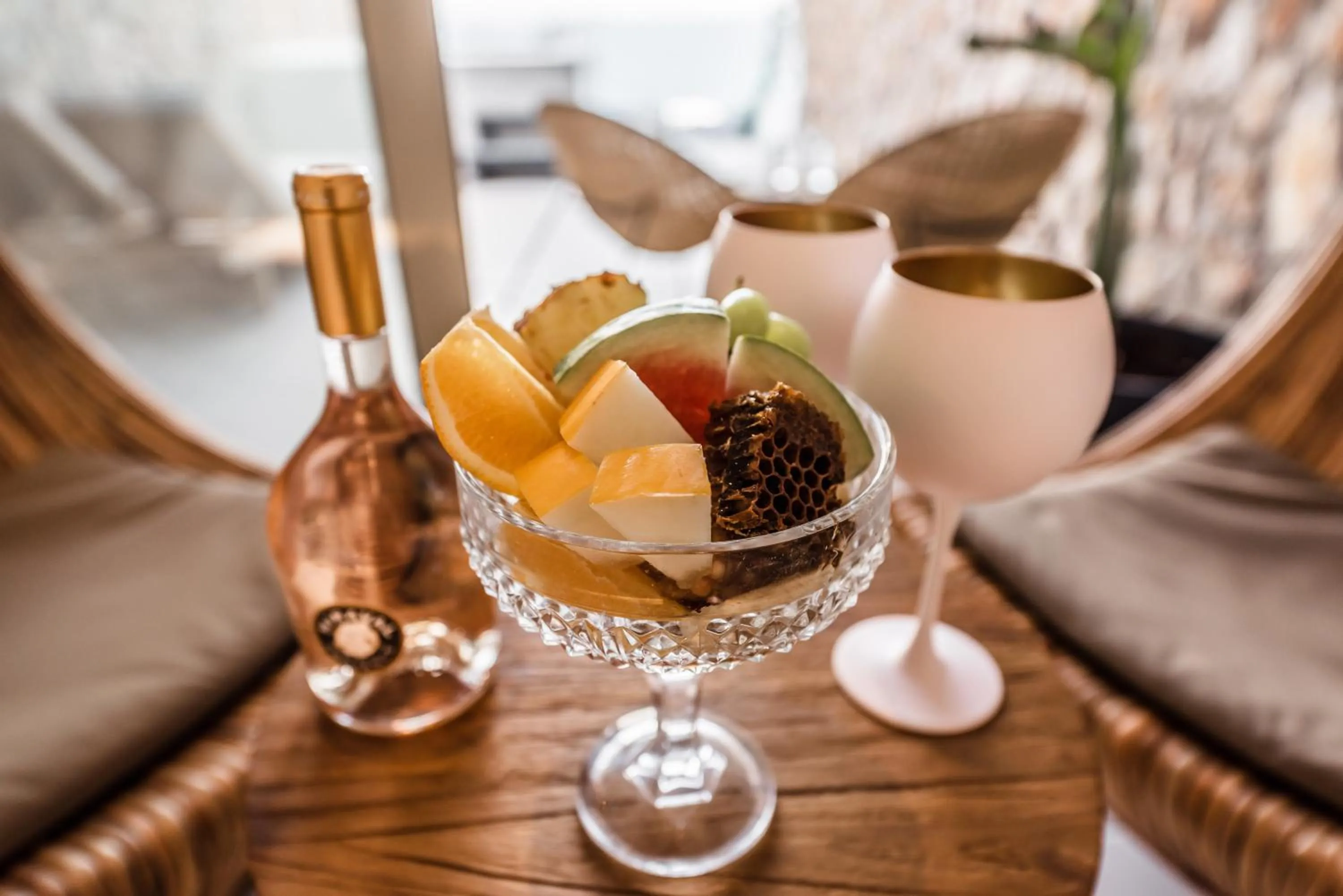 Delfini Beach Hotel & Suites