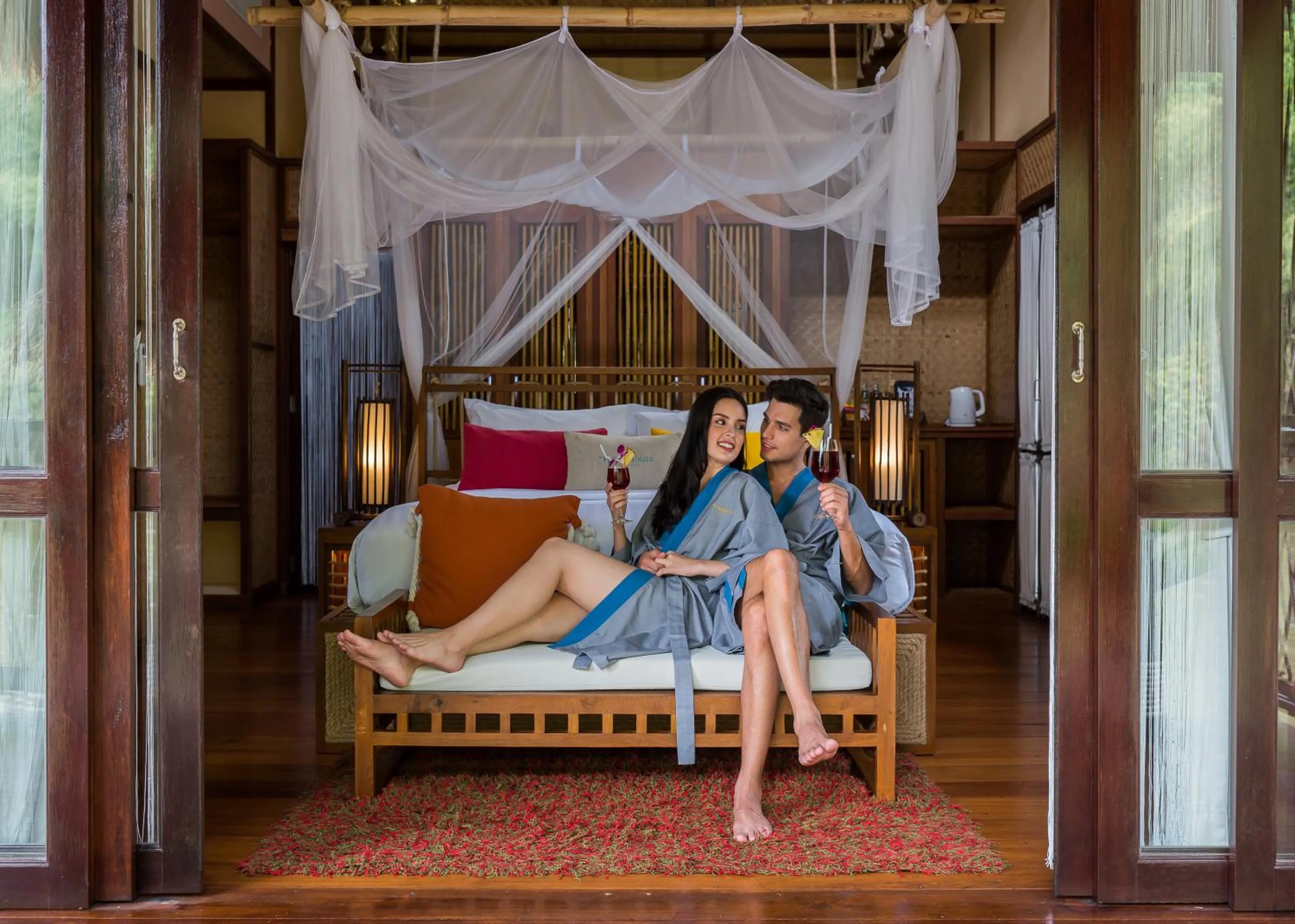 Balcony/Terrace, Bed in The Float House River Kwai