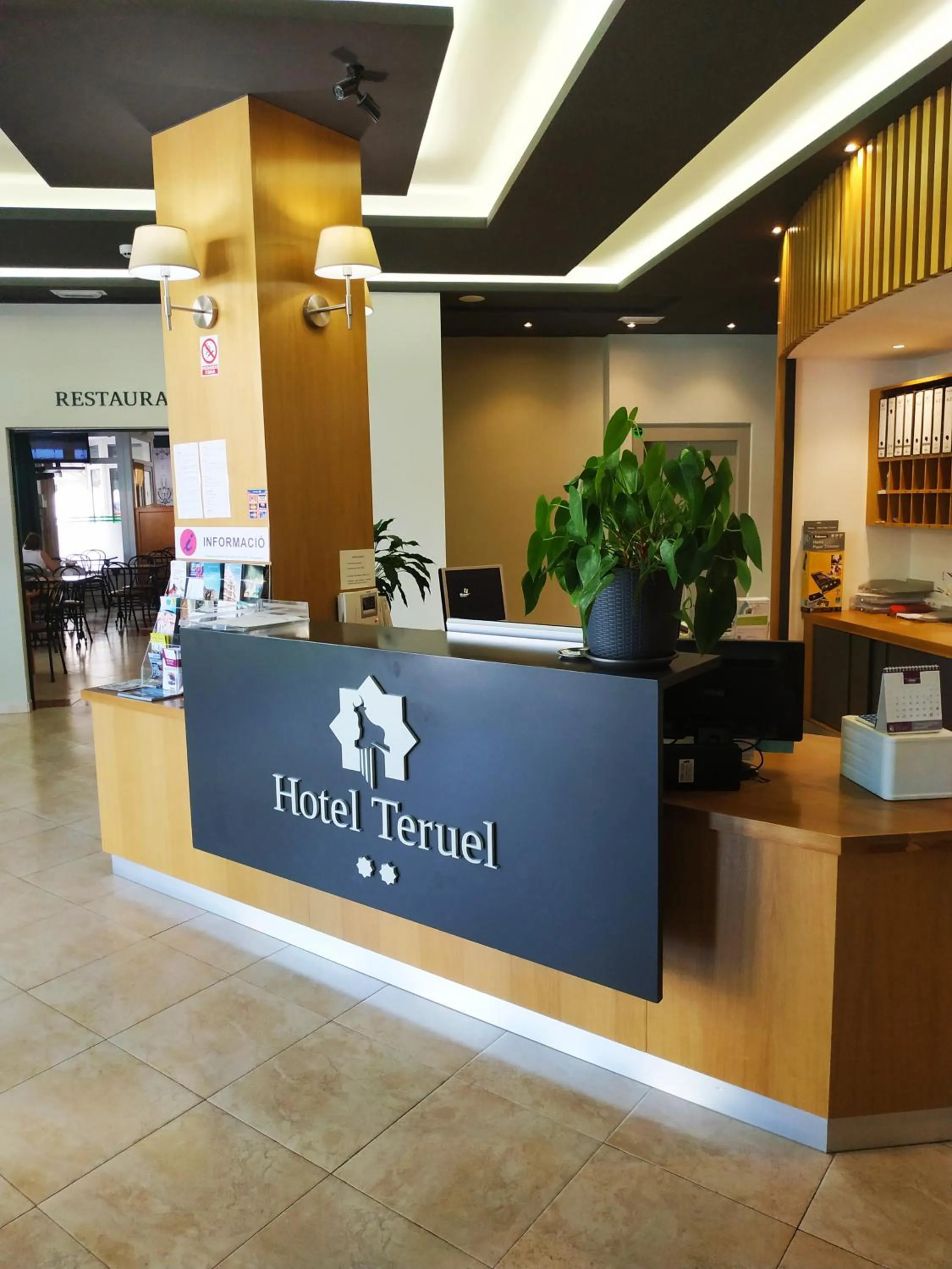 Lobby or reception in Hotel Teruel
