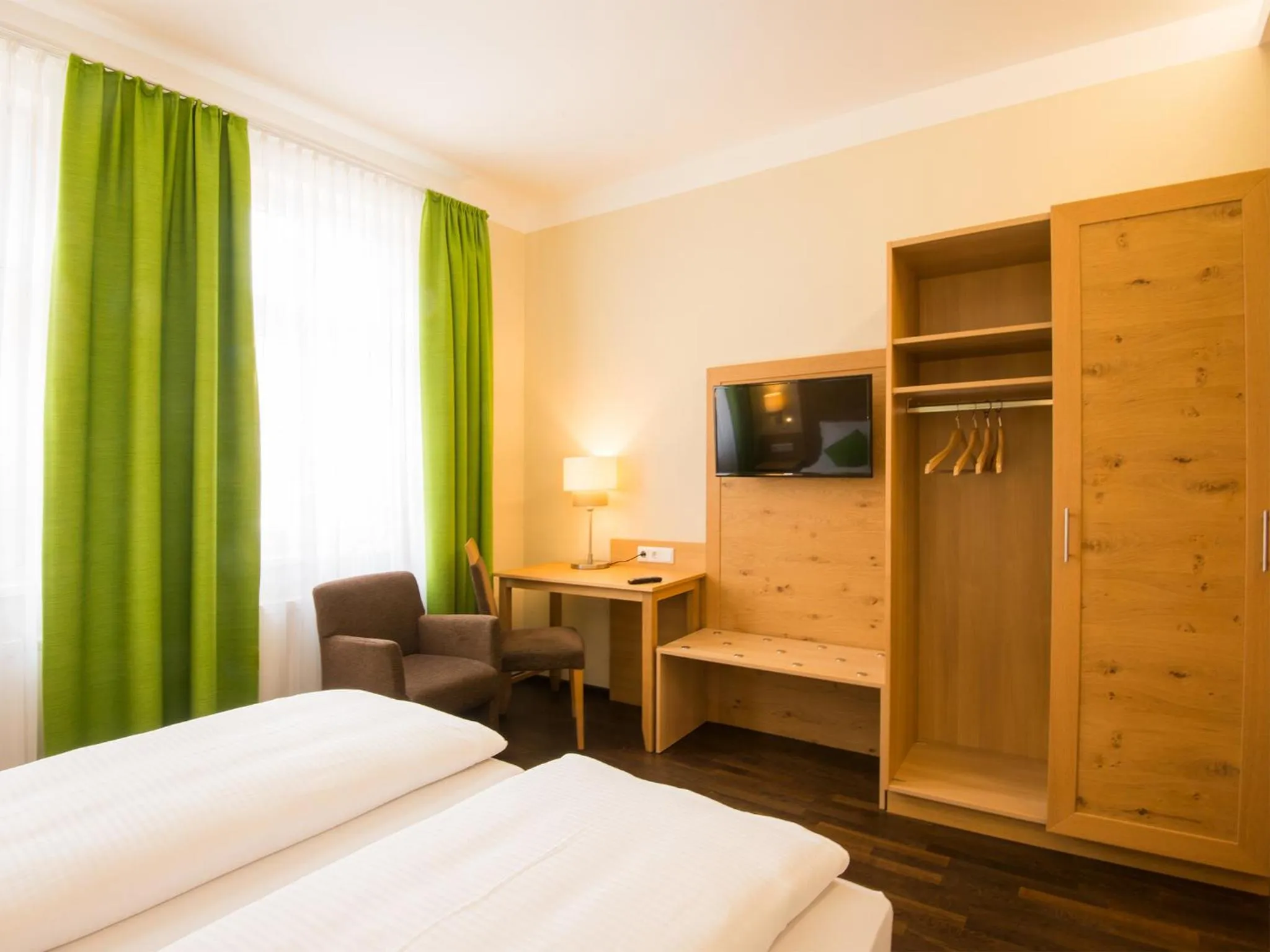 Bed in Hotel Brauereigasthof Amberger