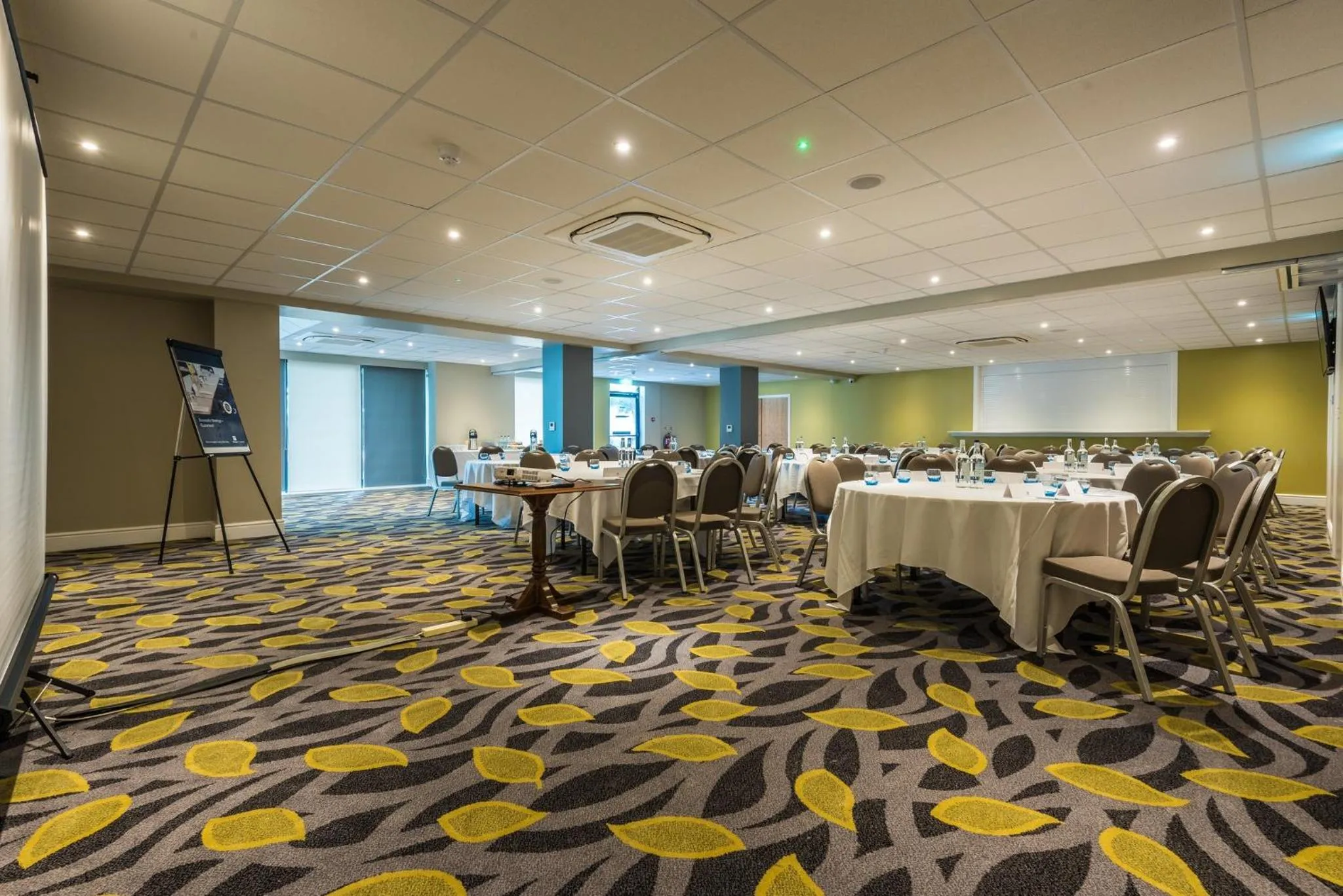 Meeting/conference room in Holiday Inn Lancaster by IHG