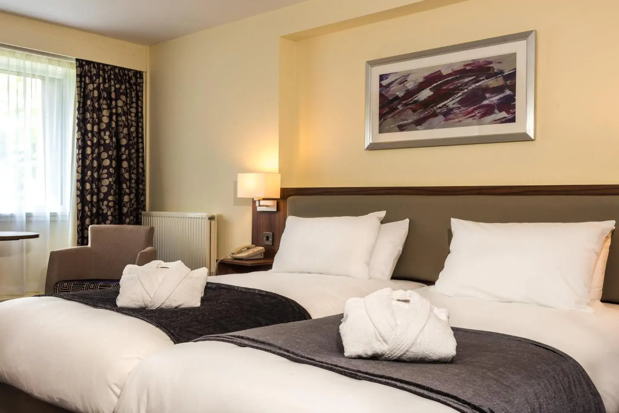 Premium Twin Room in Holiday Inn Lancaster by IHG Premium Twin Room in Holiday Inn Lancaster by IHG