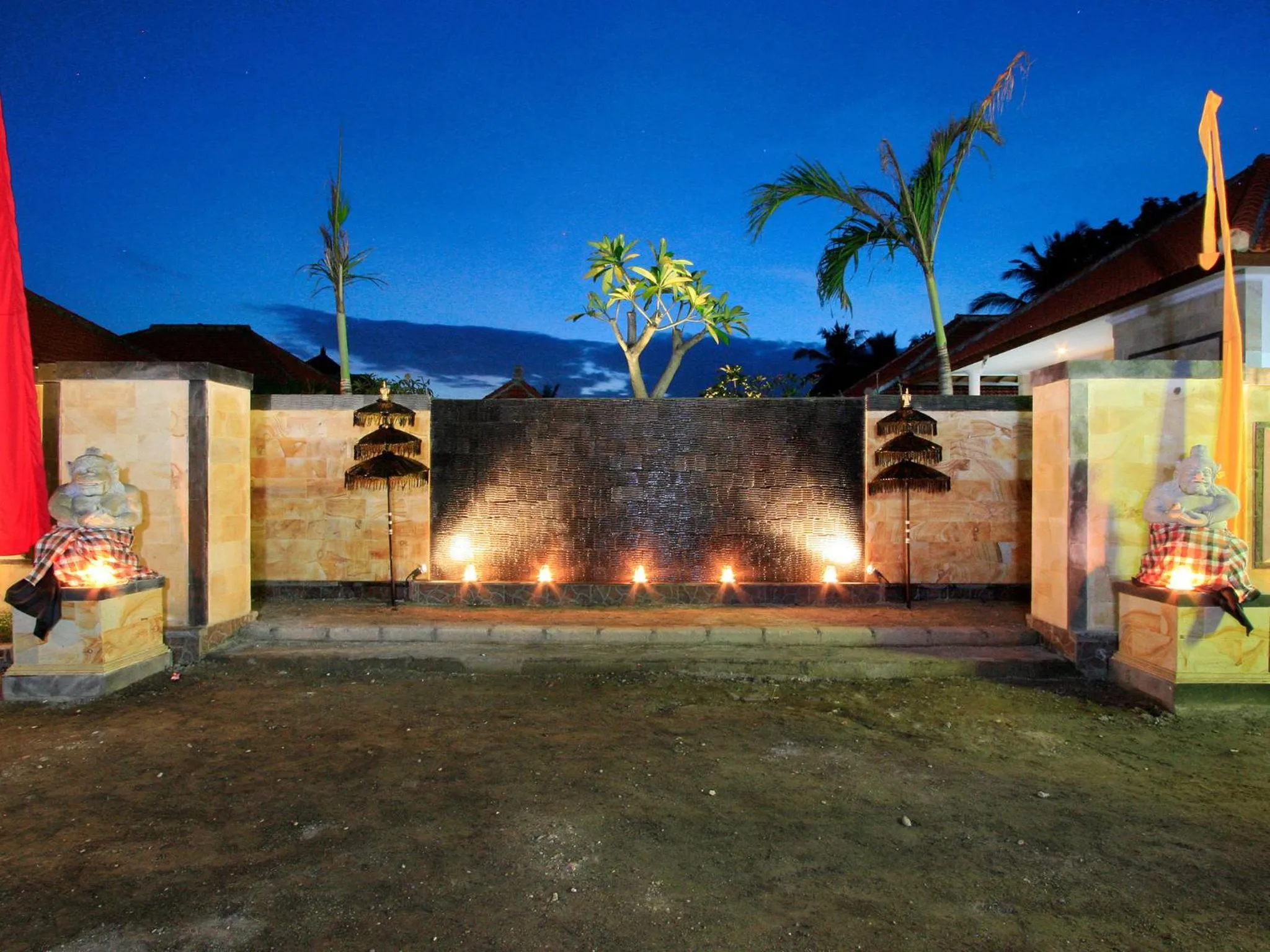 Facade/entrance in Pondok Jenggala