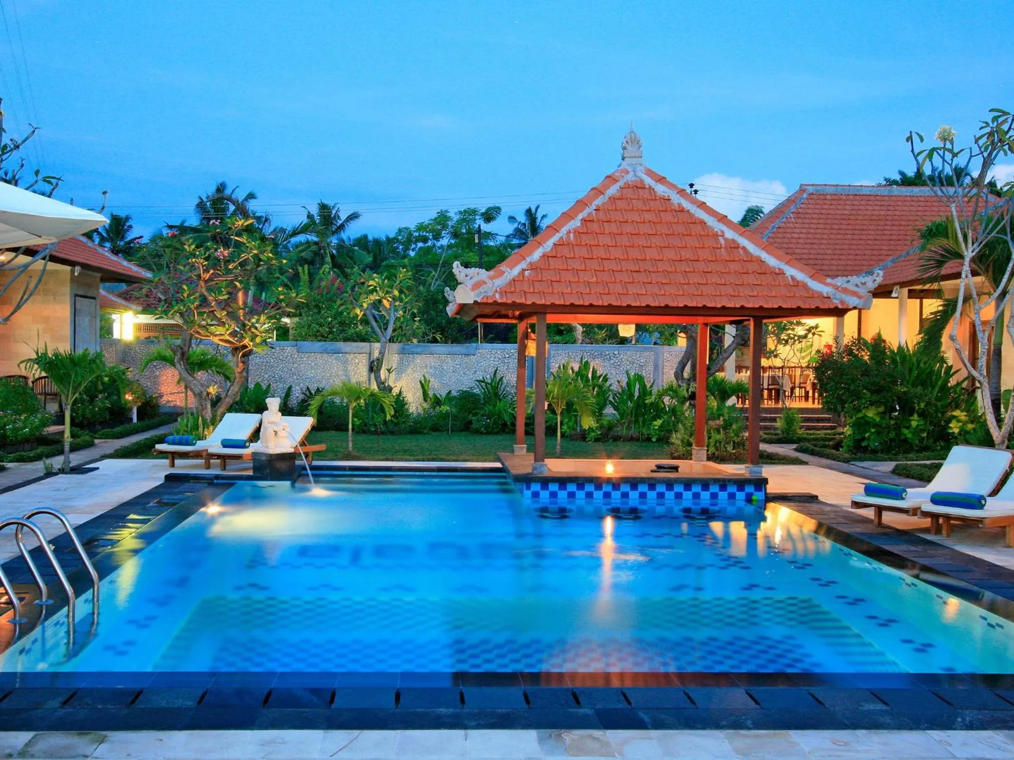 Swimming pool in Pondok Jenggala
