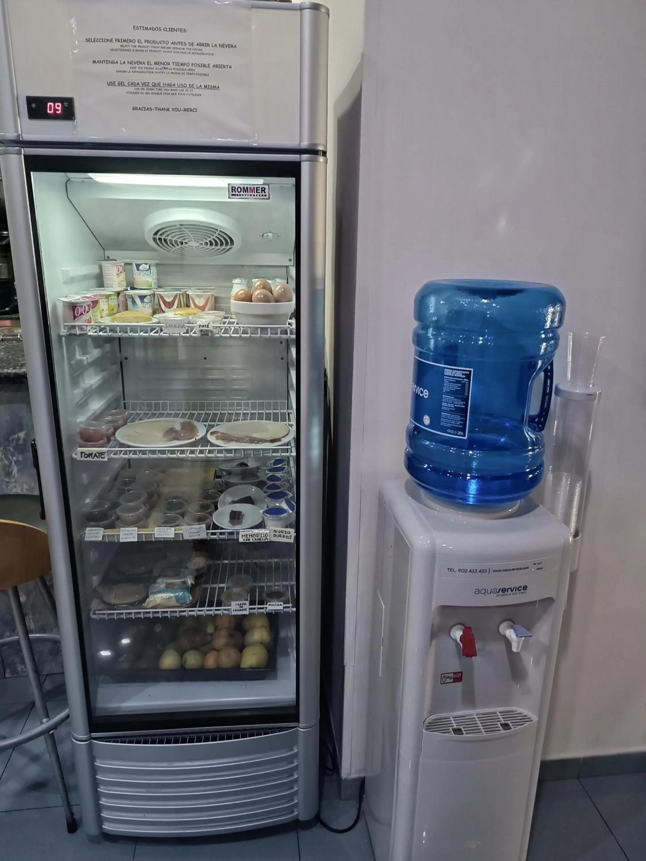 Food and drinks in Hotel Rosi