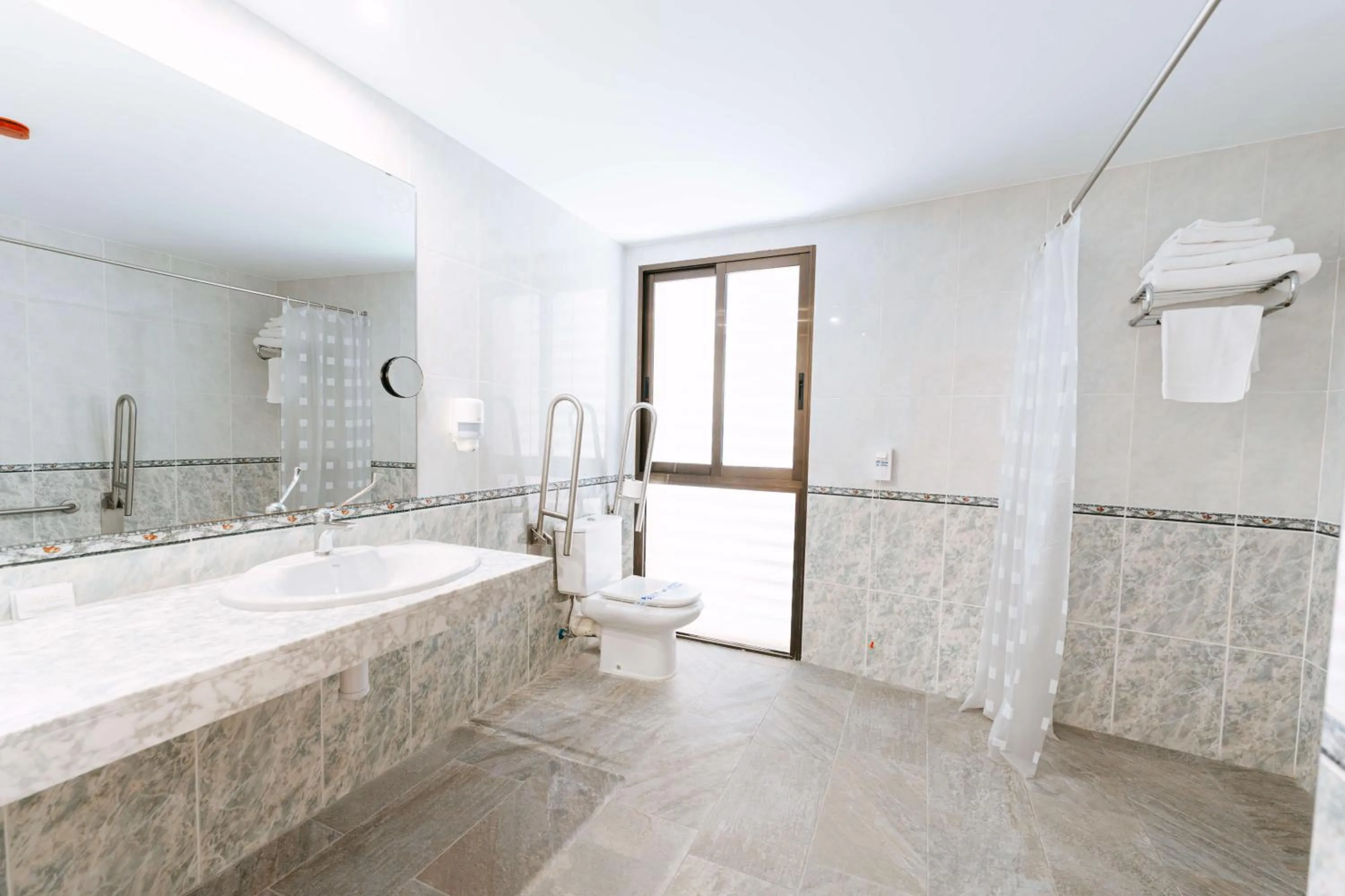 Facility for disabled guests in Hotel Rosi