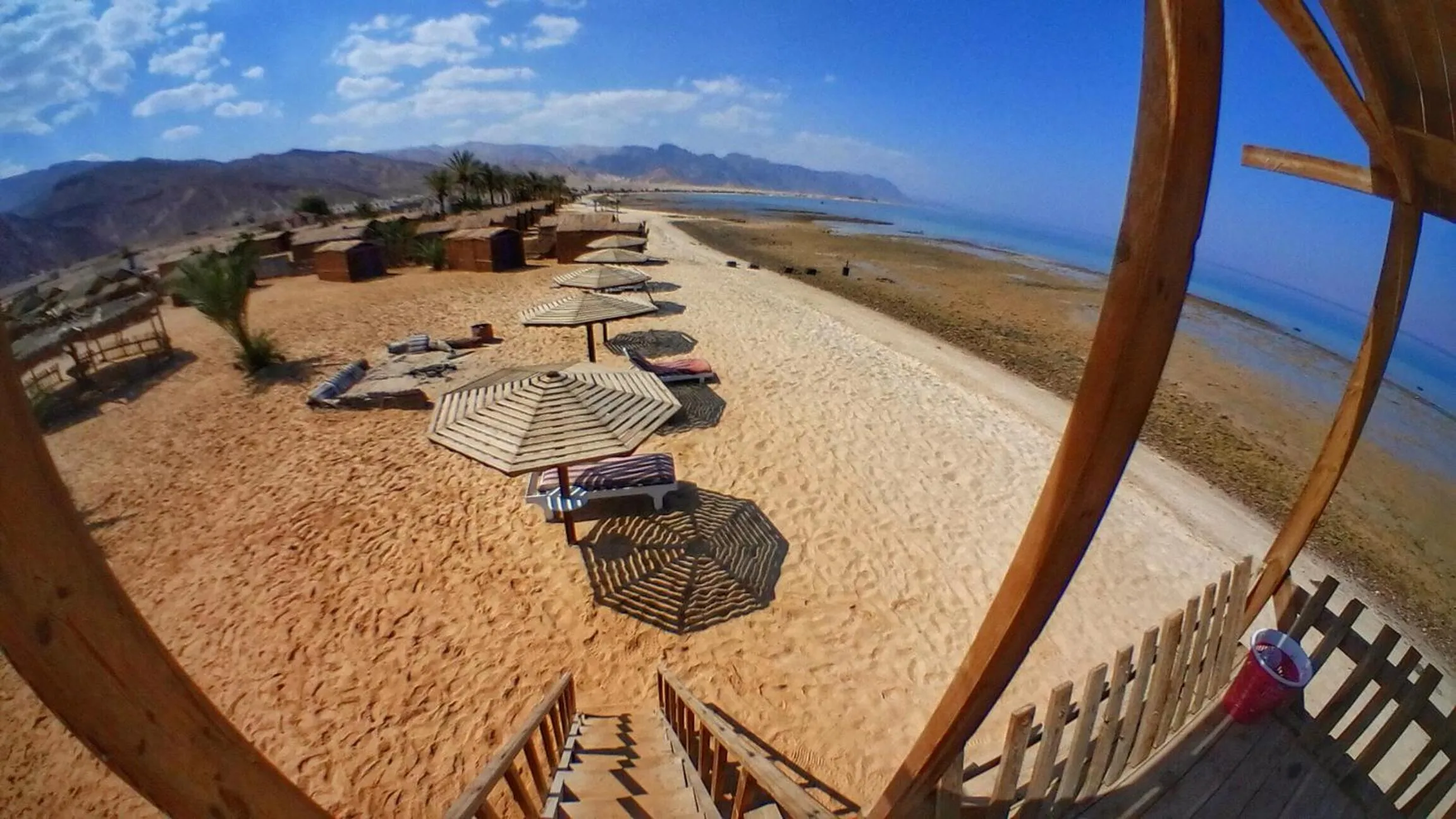 Beach in Paradise Sweir