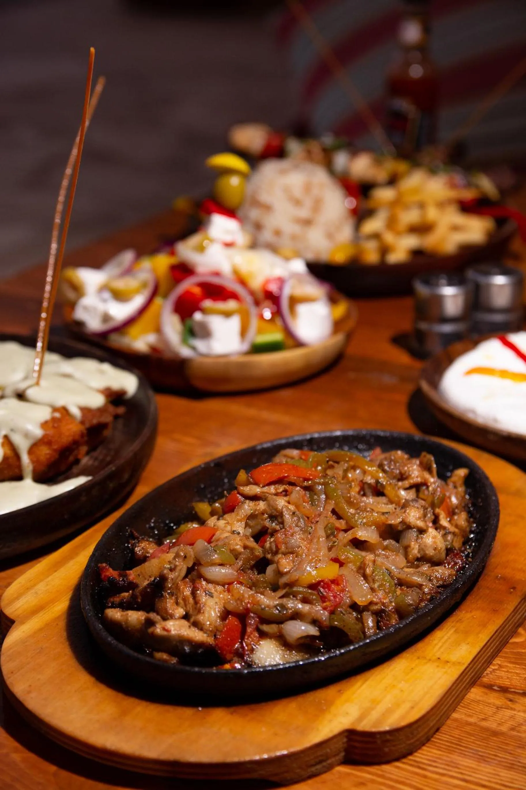 Restaurant/places to eat in Paradise Sweir