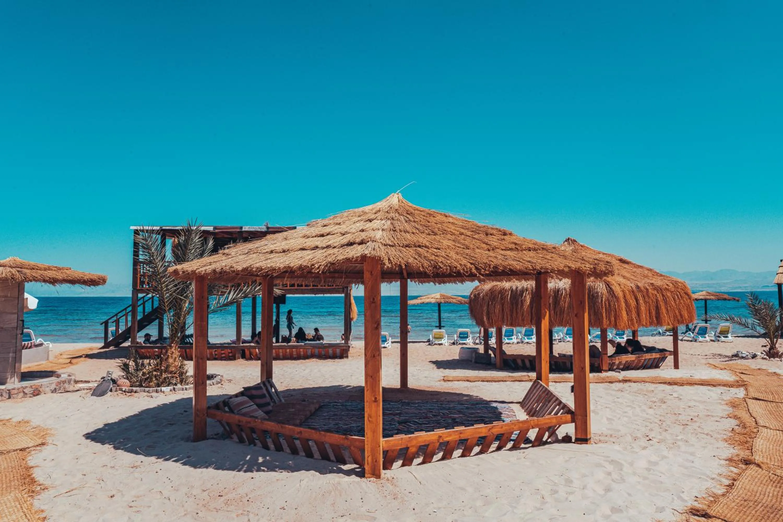 Seating area in Paradise Sweir