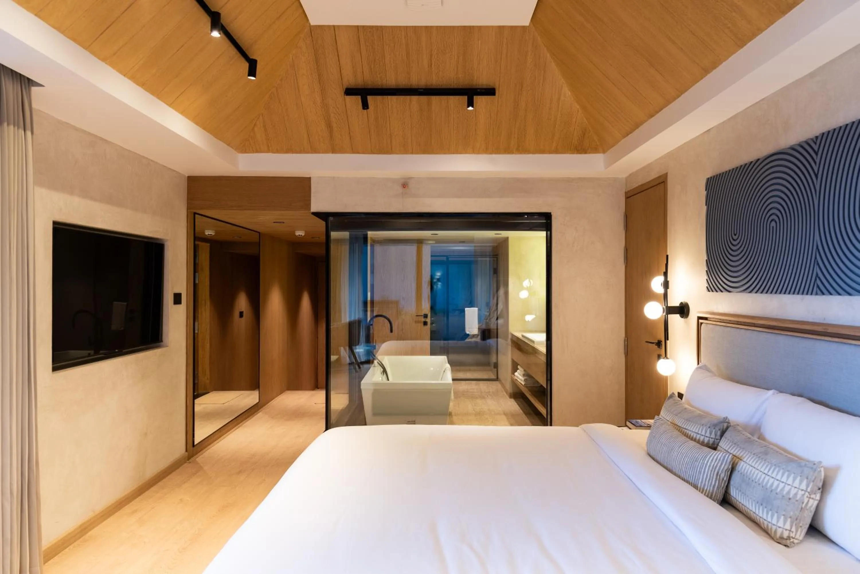 TV and multimedia, Bed in Brightland Resort & Spa