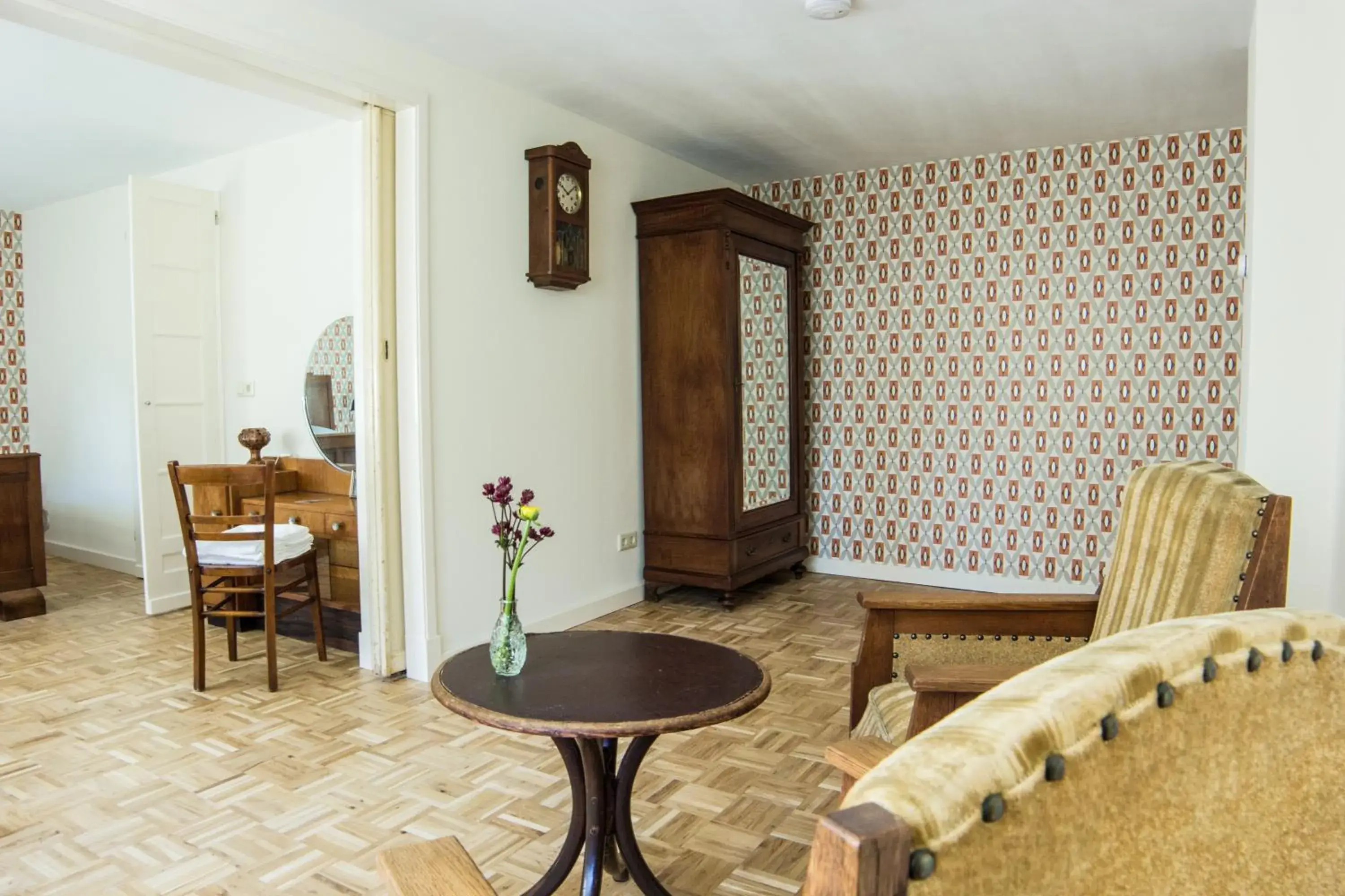 Large Double Room - single occupancy in B&B Perron 22 Large Double Room - single occupancy in B&B Perron 22