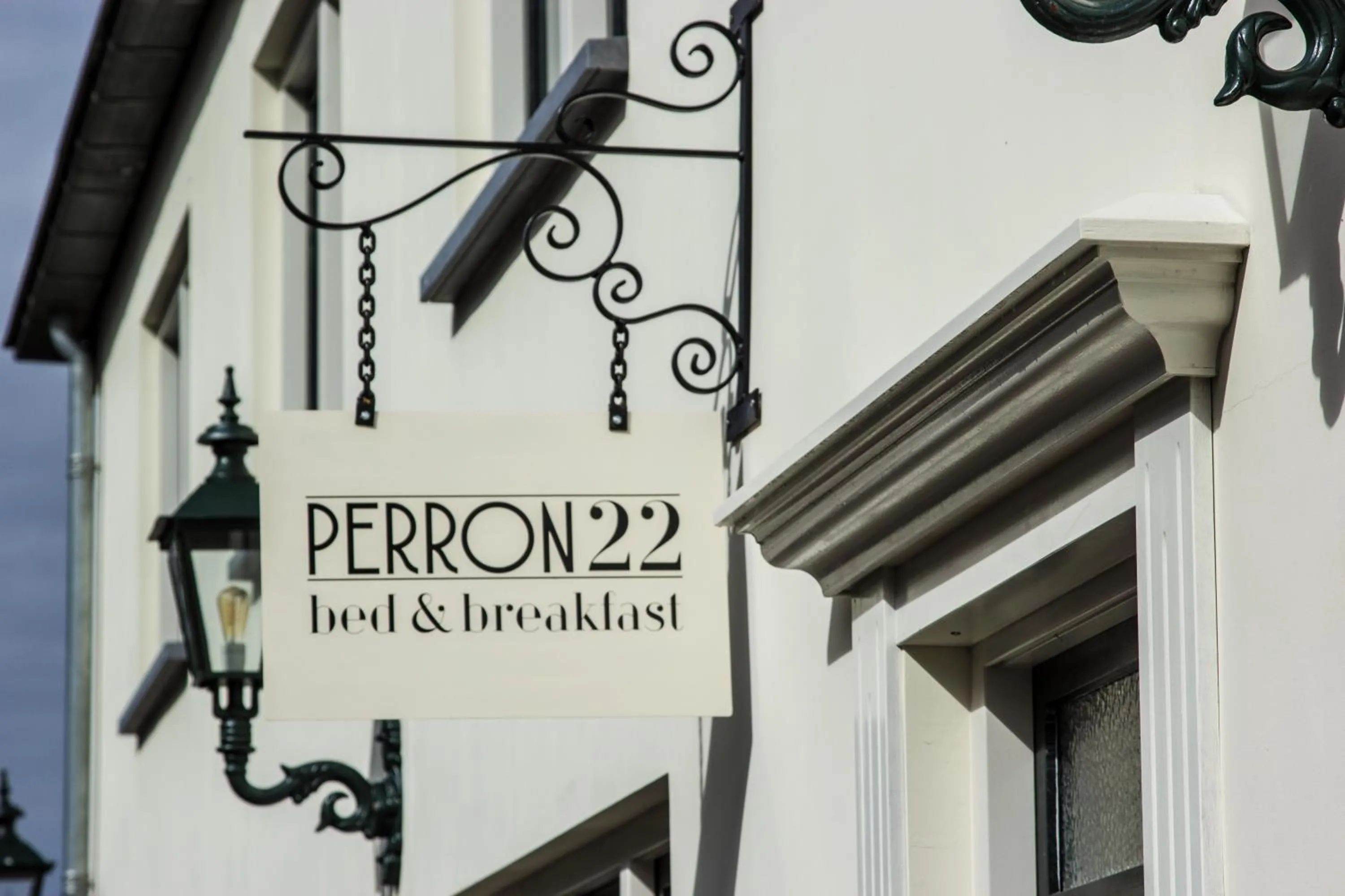 Facade/entrance in B&B Perron 22