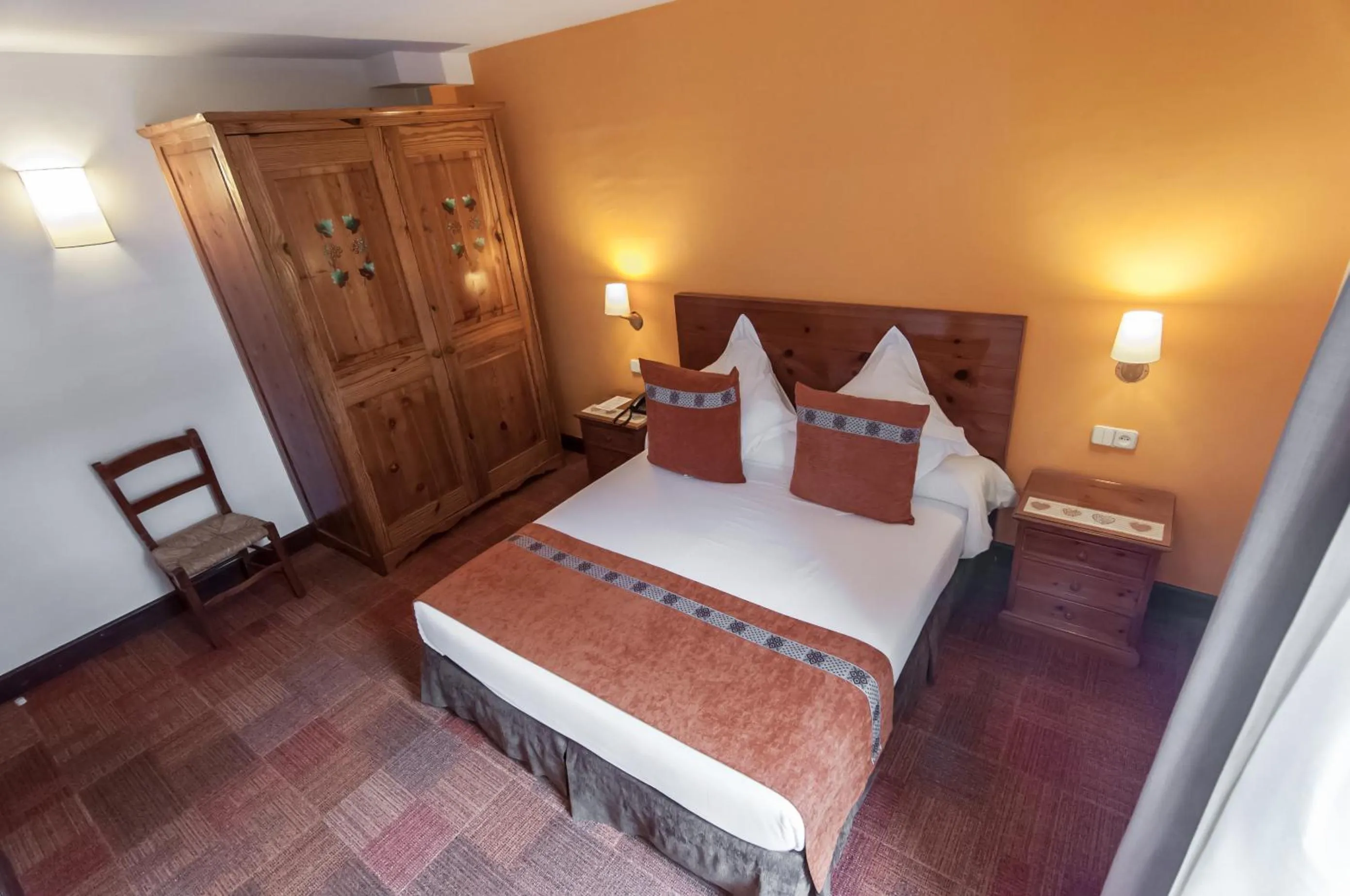 Bedroom, Bed in Hotel Vilagaros