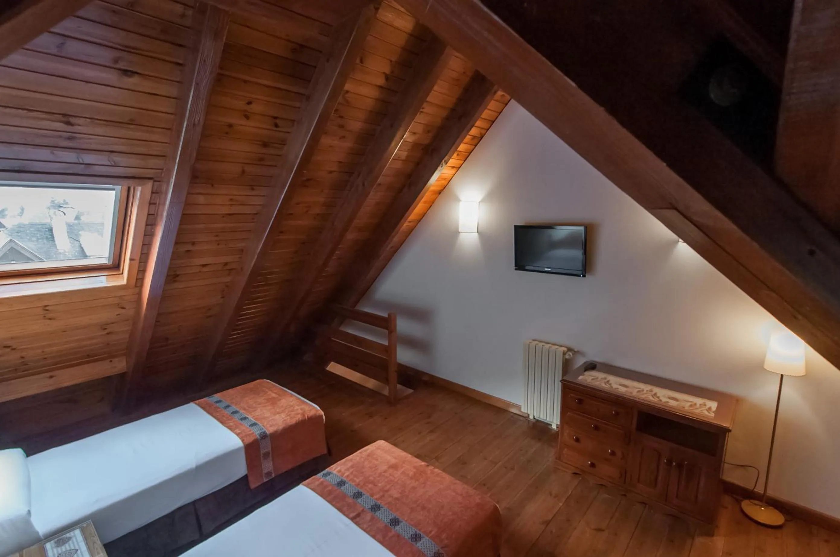 Bedroom, Bed in Hotel Vilagaros