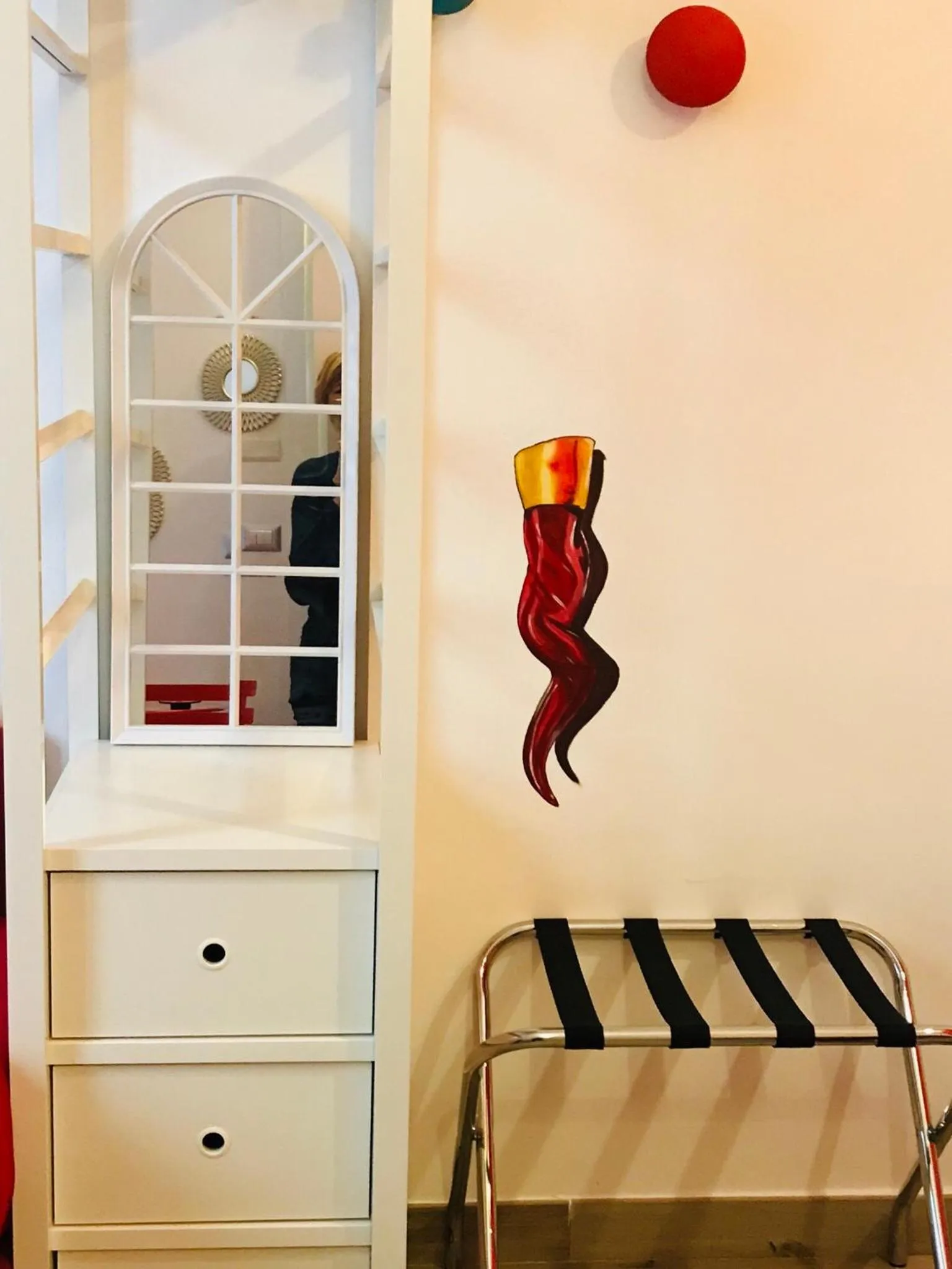 Decorative detail, Bed in Arianiello Suite a due passi dal Cristo Velato