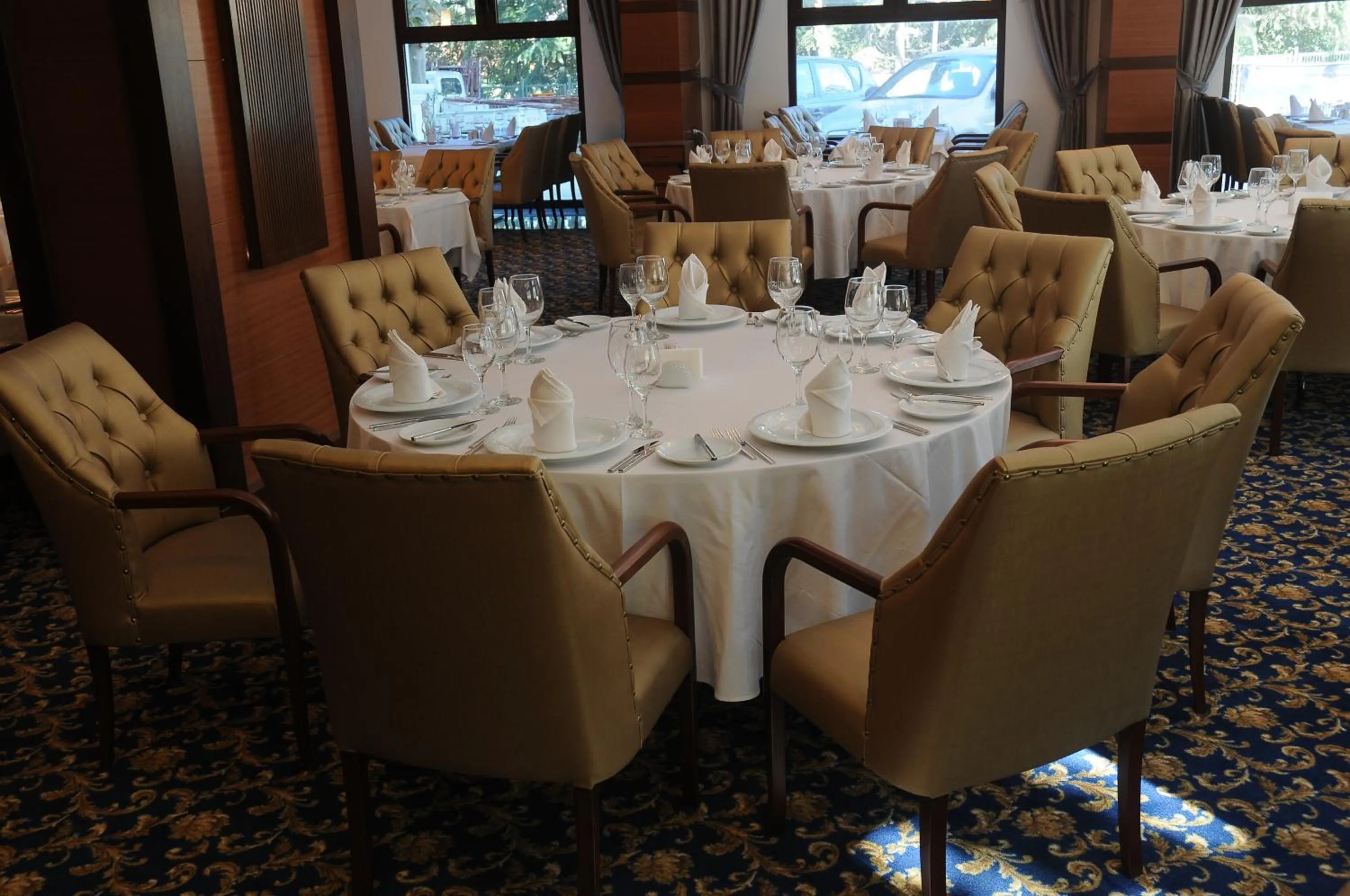 Restaurant/places to eat in Paradise Island Hotel