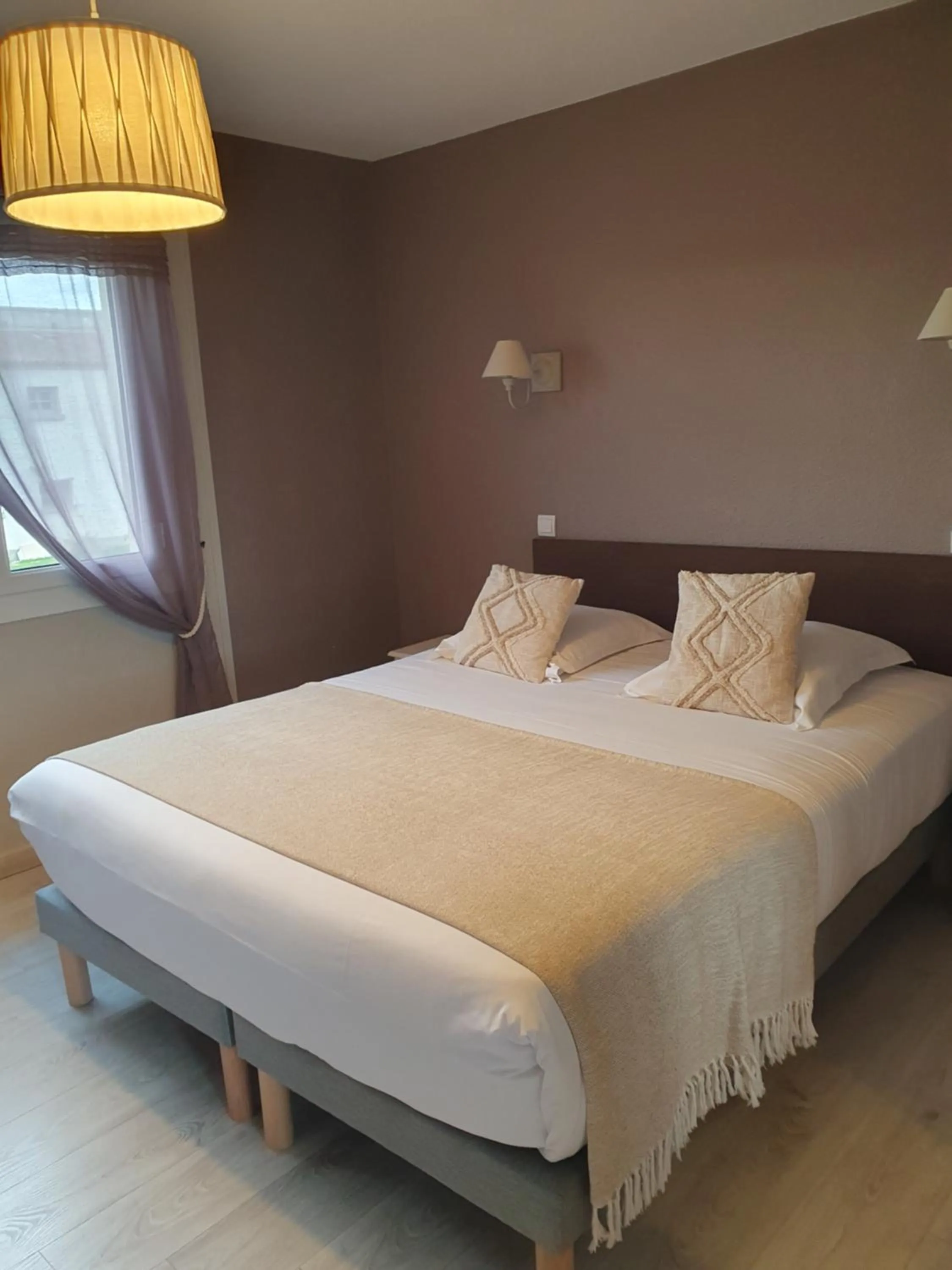 Bed in Le Mas des Quintrands Manosque - Motel de charme