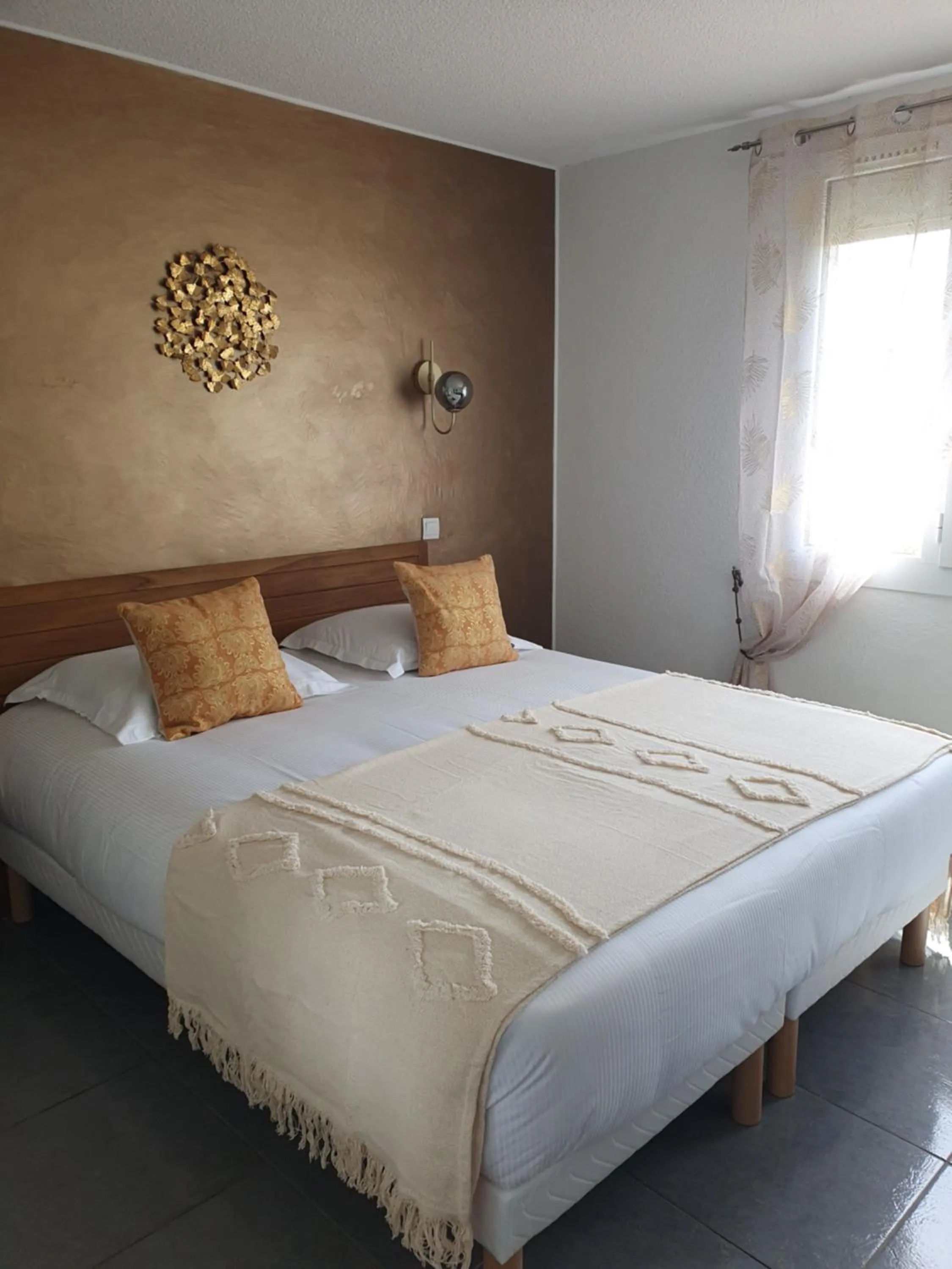 Bed in Le Mas des Quintrands Manosque - Motel de charme