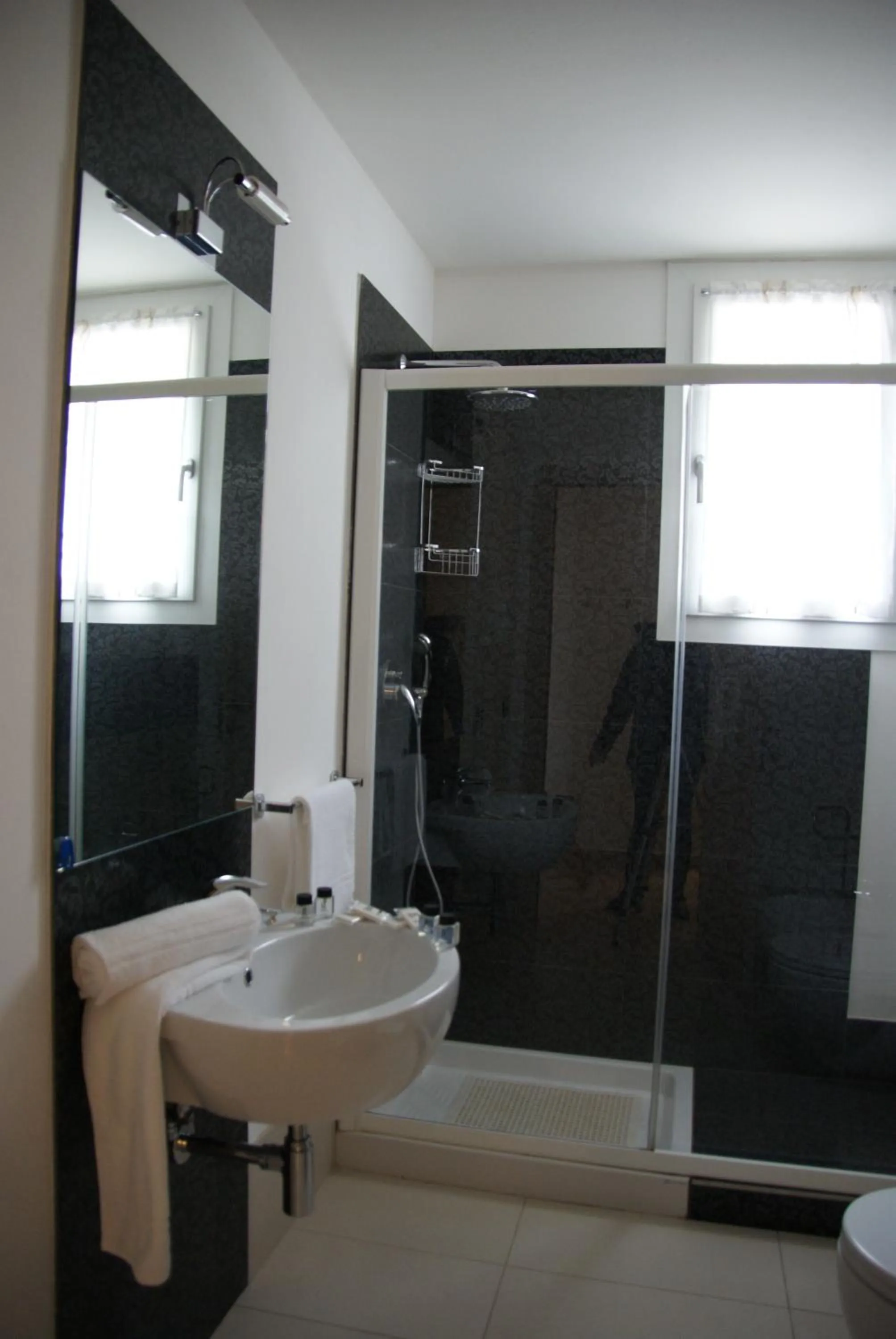 Bathroom in Residence Aprilia