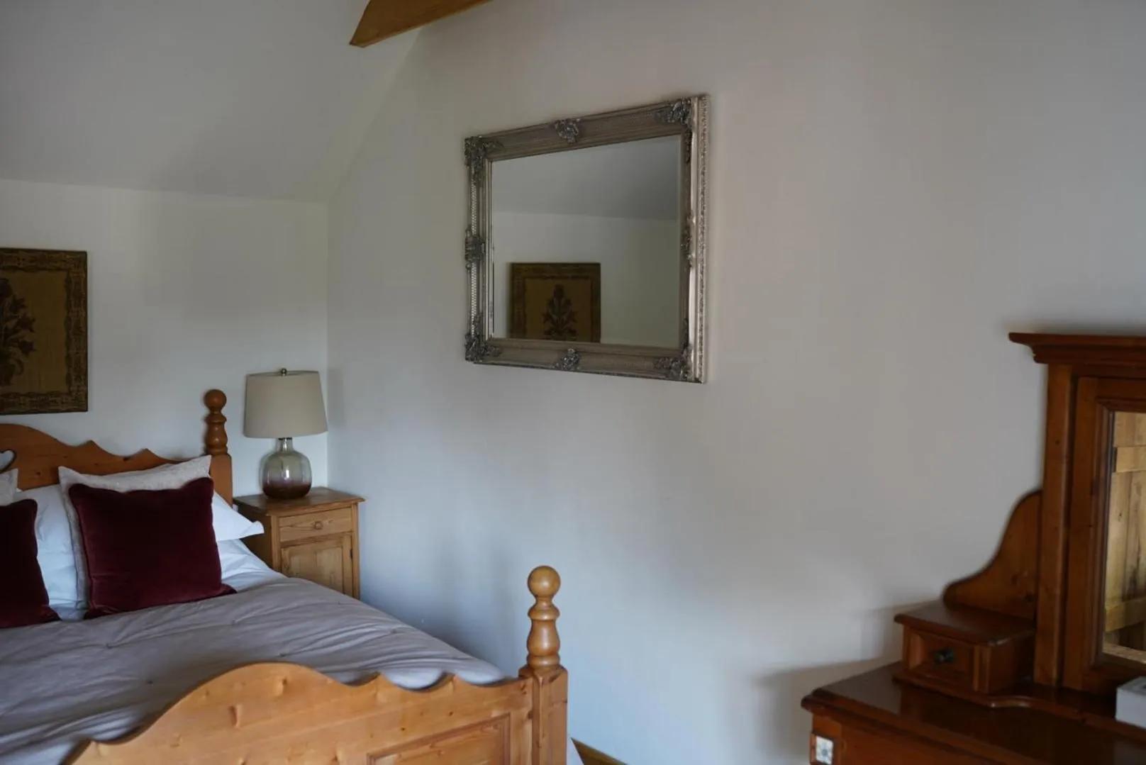 Bedroom, Bed in Finchden Barn