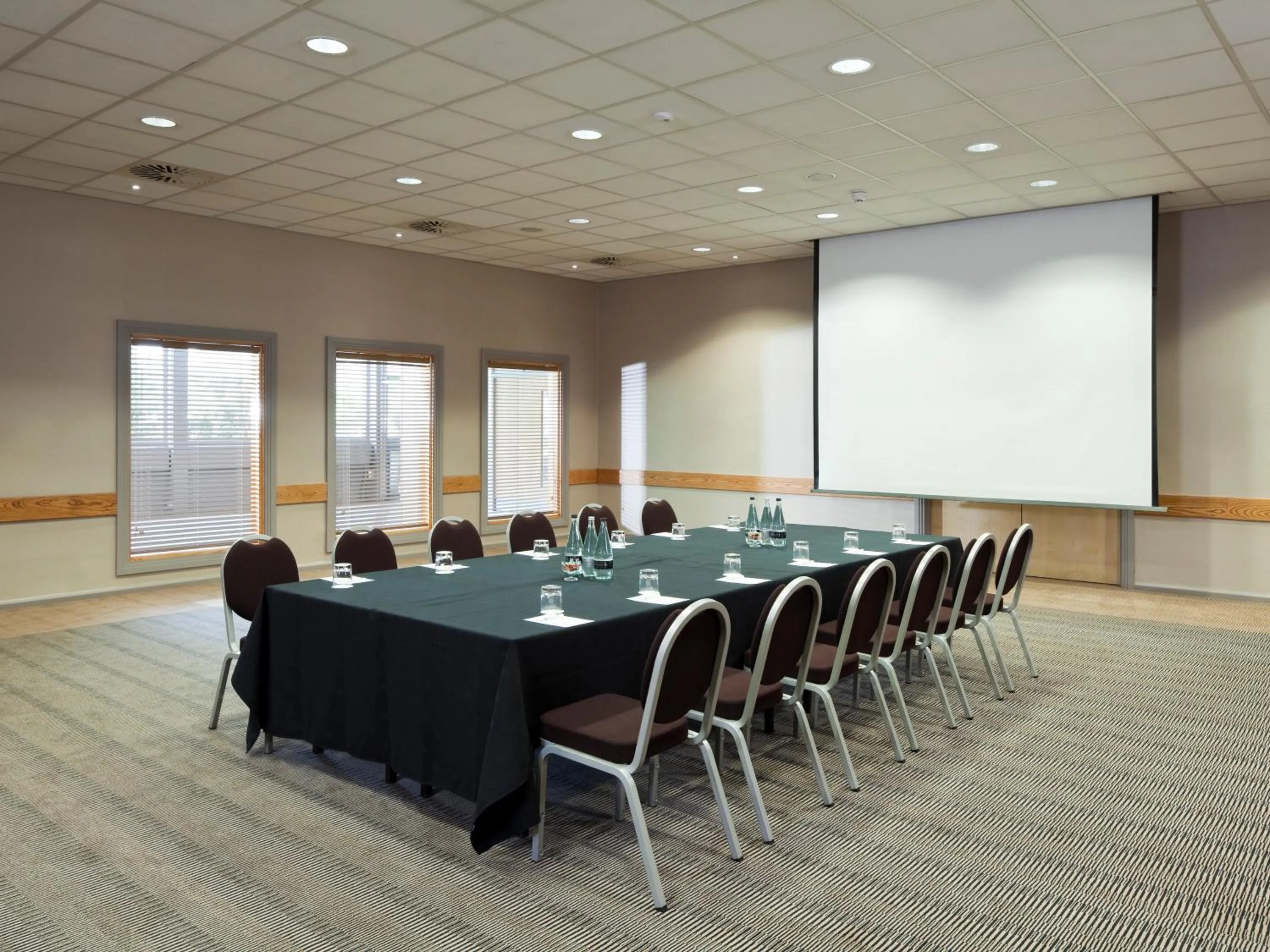 Meeting/conference room in Holiday Inn Maidenhead Windsor