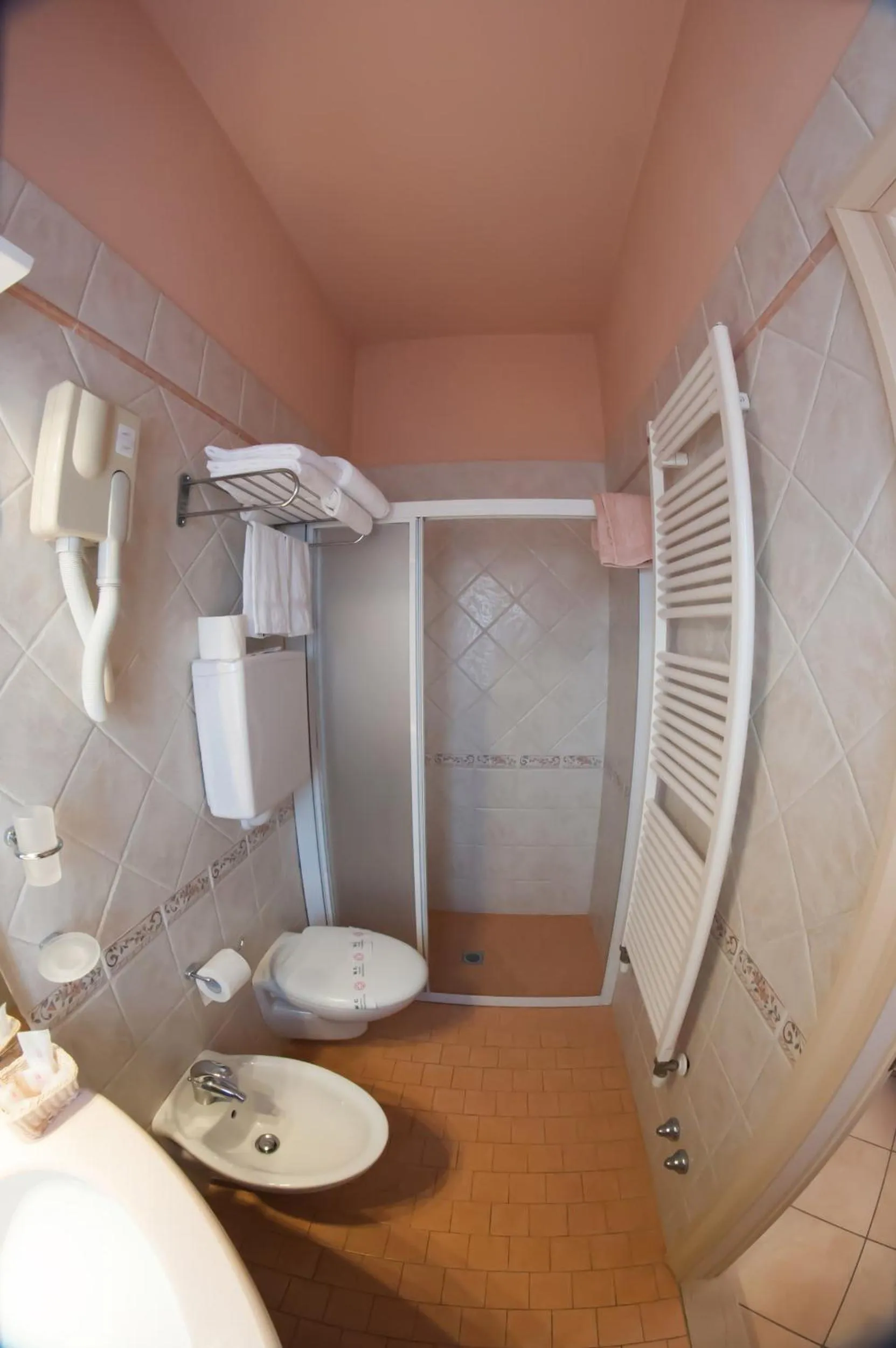 Bathroom in Hotel Angelini