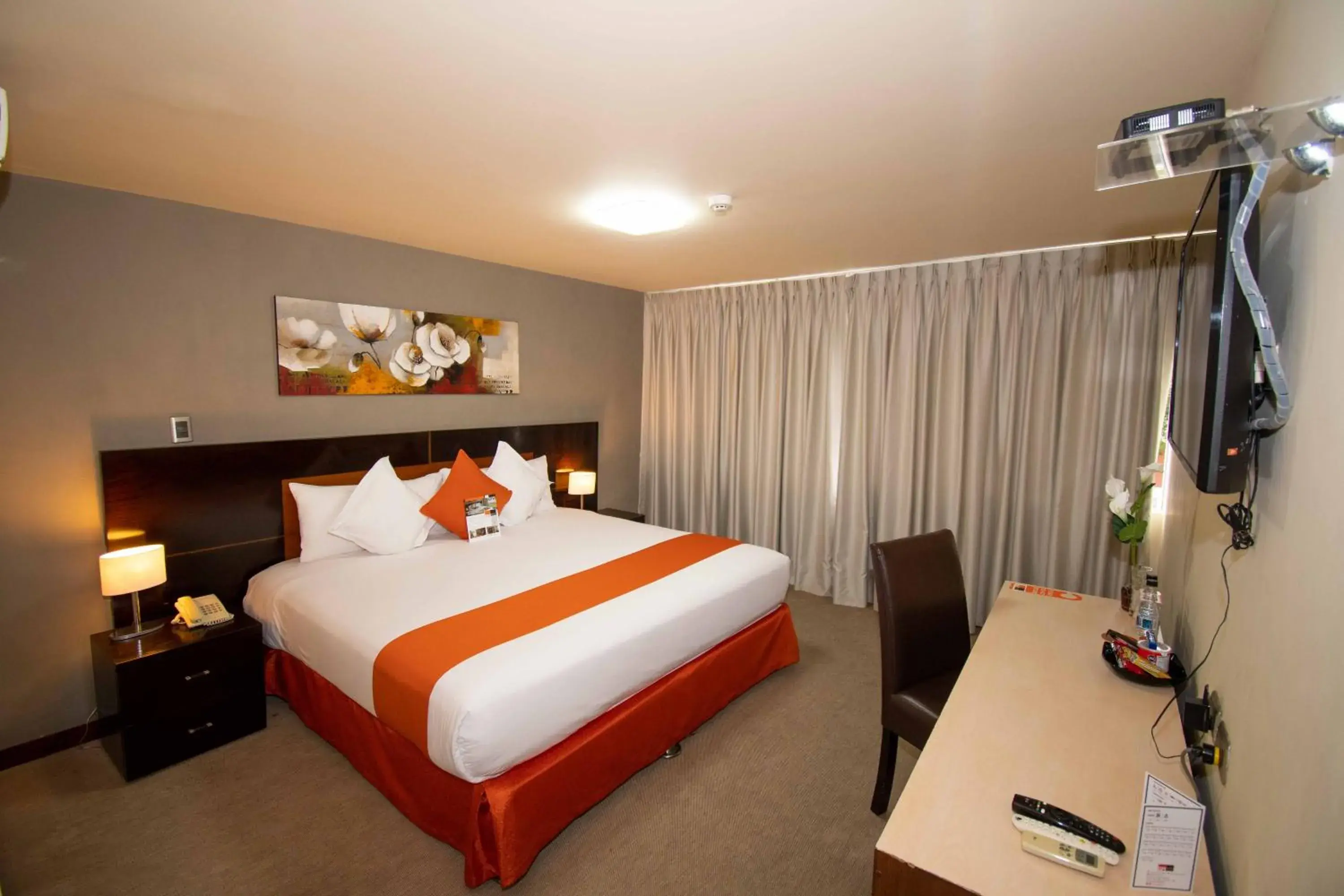 Senior Suite in SM Hotel Senior Suite in SM Hotel