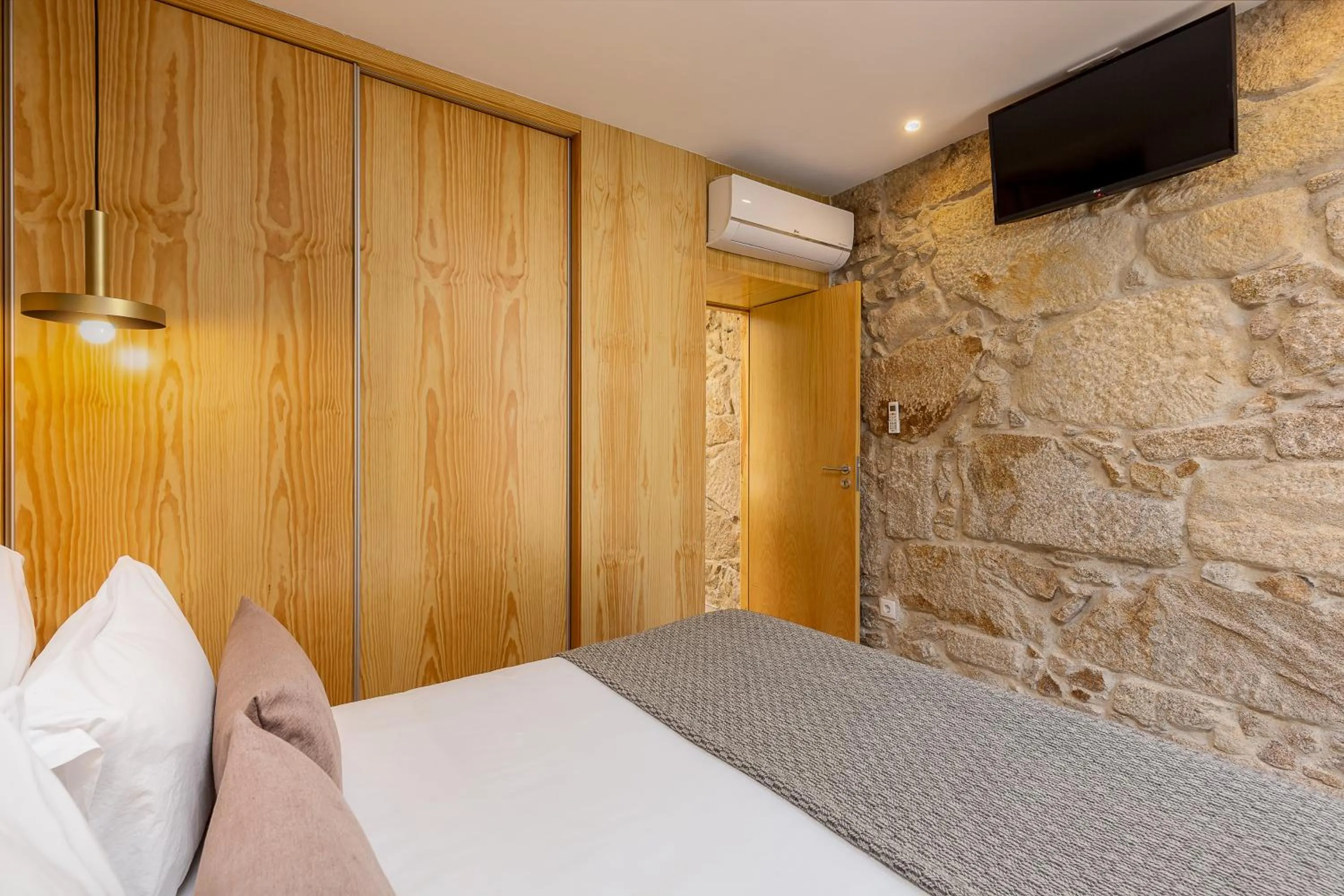 Bed in YOUROPO - Ribeira Gaia