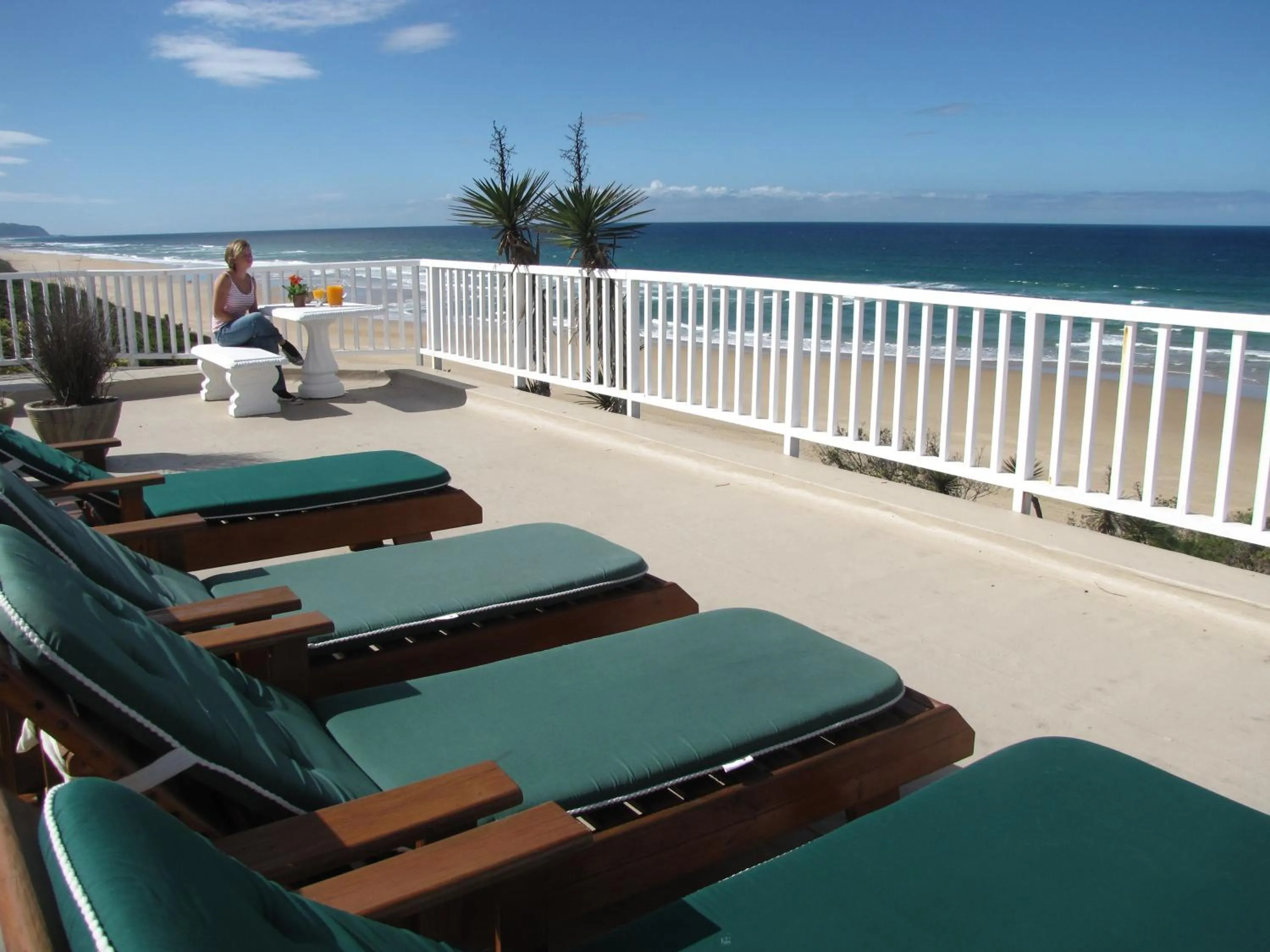 Balcony/Terrace in The Pink Lodge on The Beach