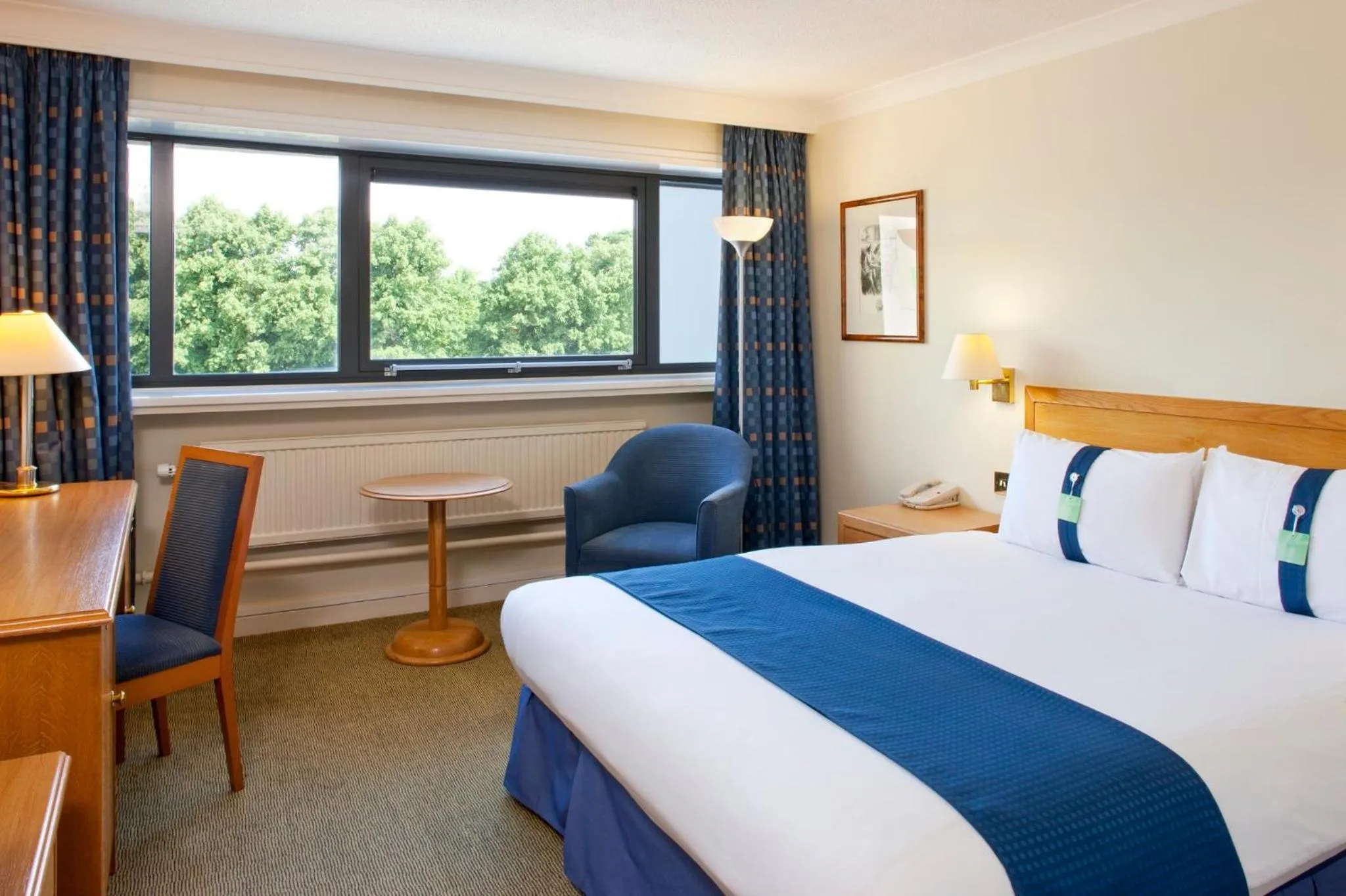 Photo of the whole room, Bed in Holiday Inn Cardiff City Centre by IHG