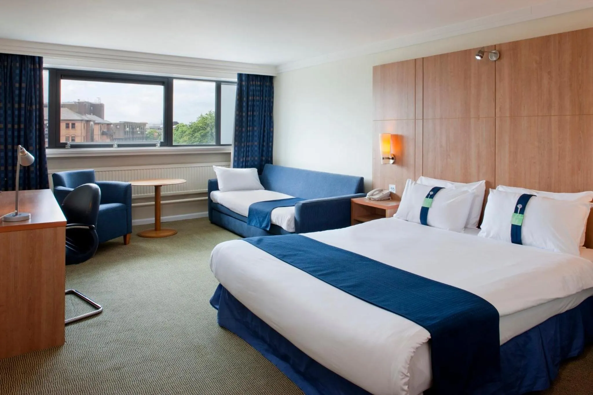 Photo of the whole room, Bed in Holiday Inn Cardiff City Centre by IHG