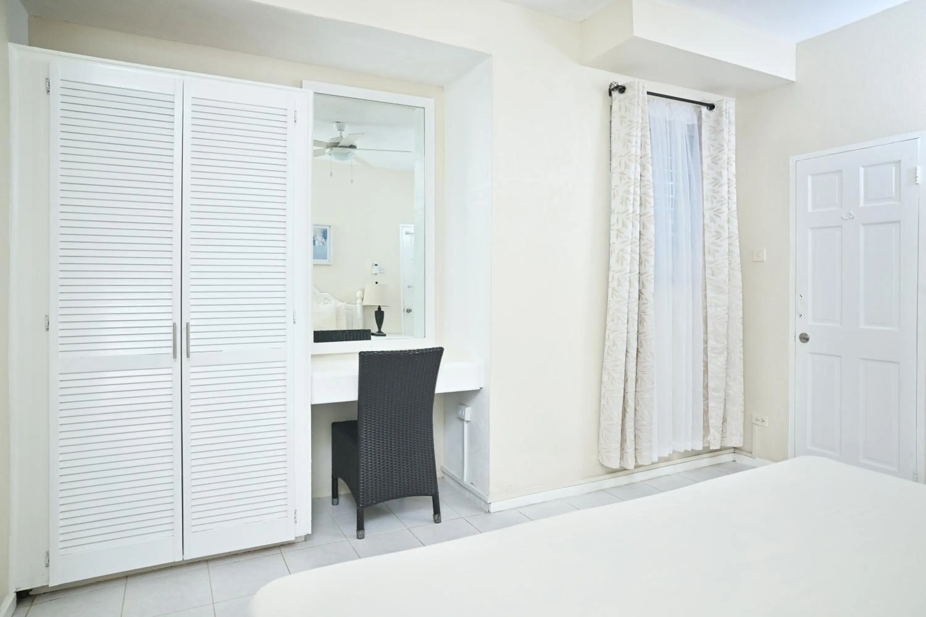 Bedroom in Melbourne Inn