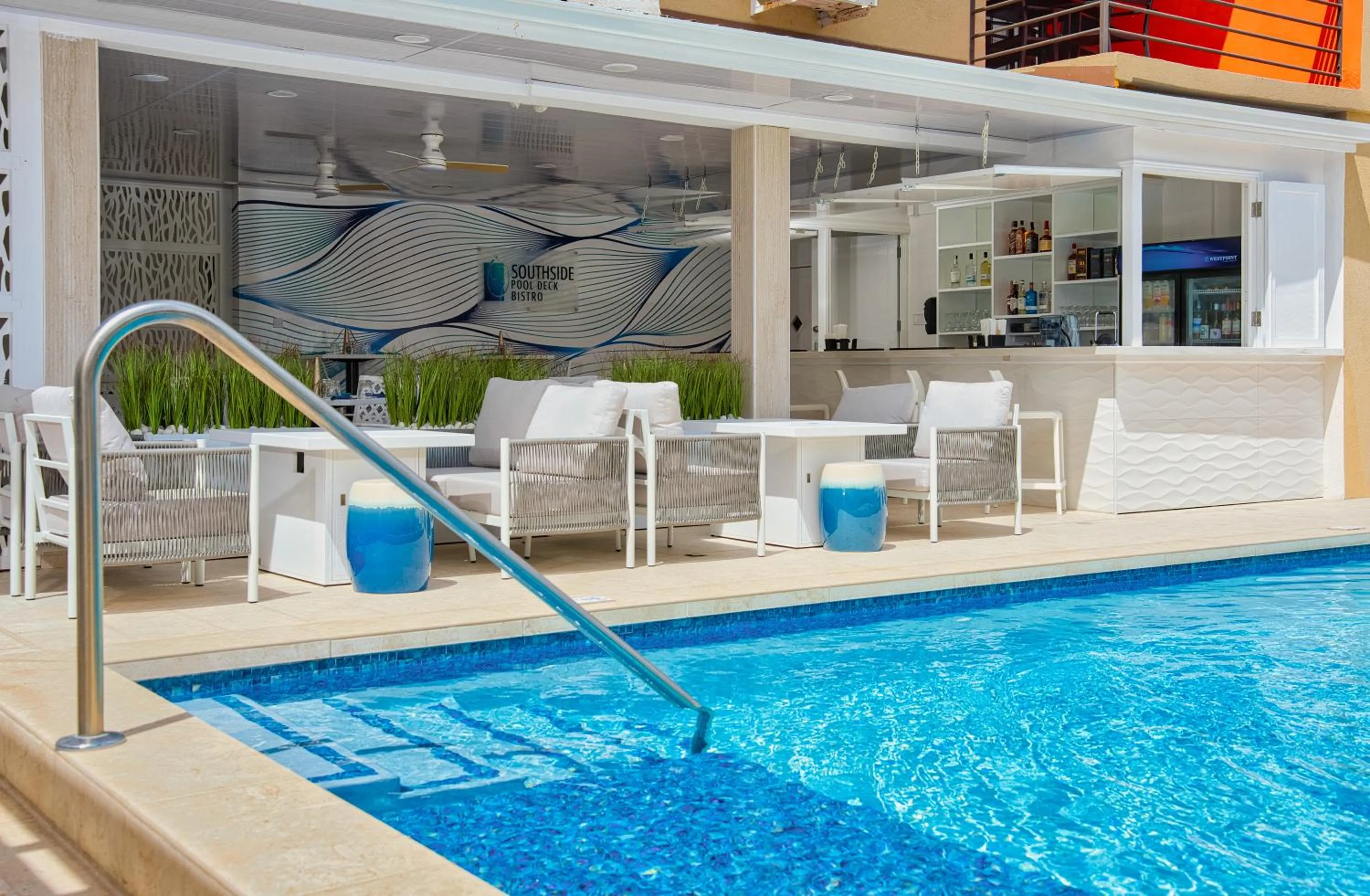 Restaurant/places to eat in Melbourne Inn