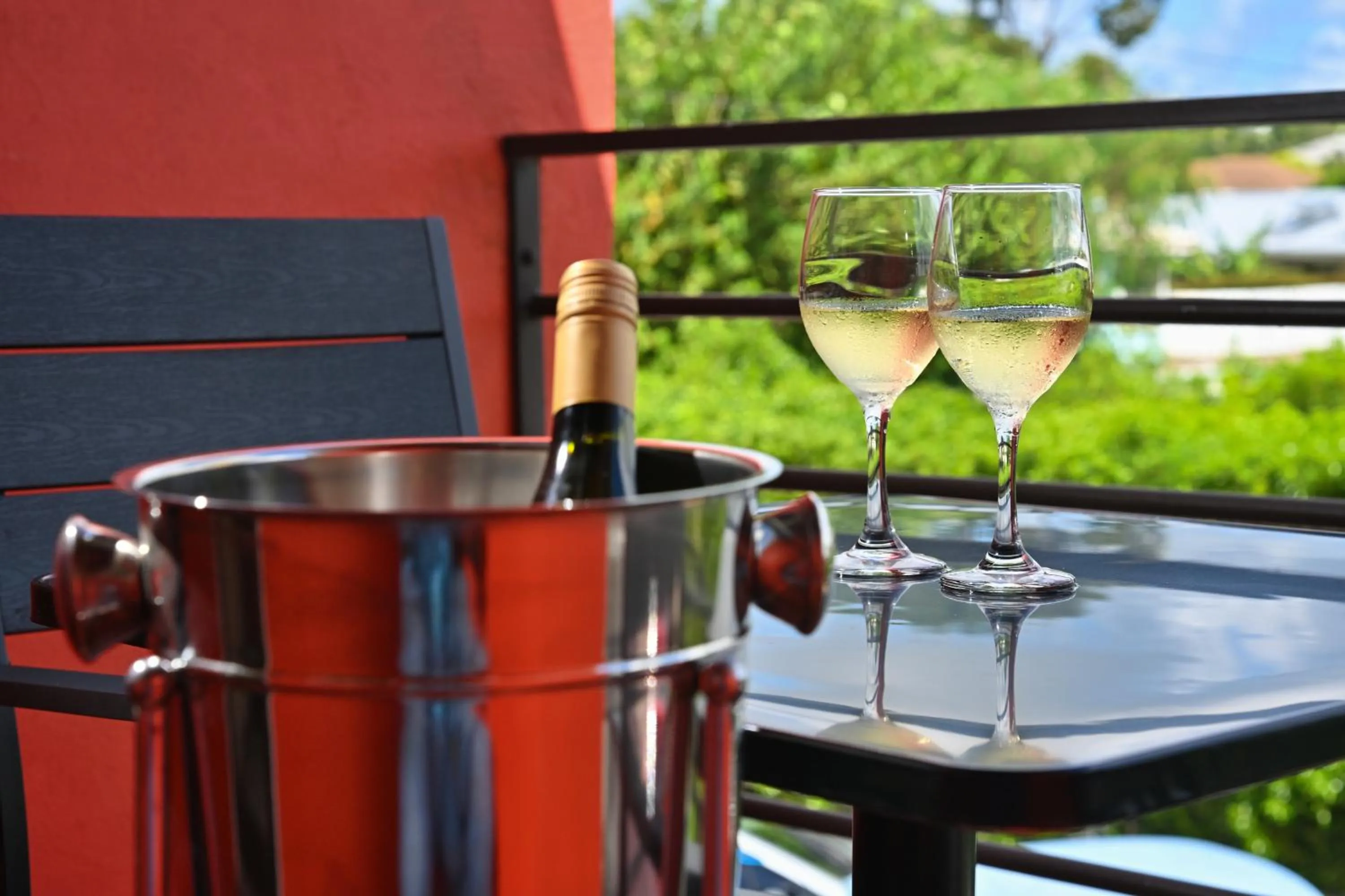 Alcoholic drinks in Melbourne Inn